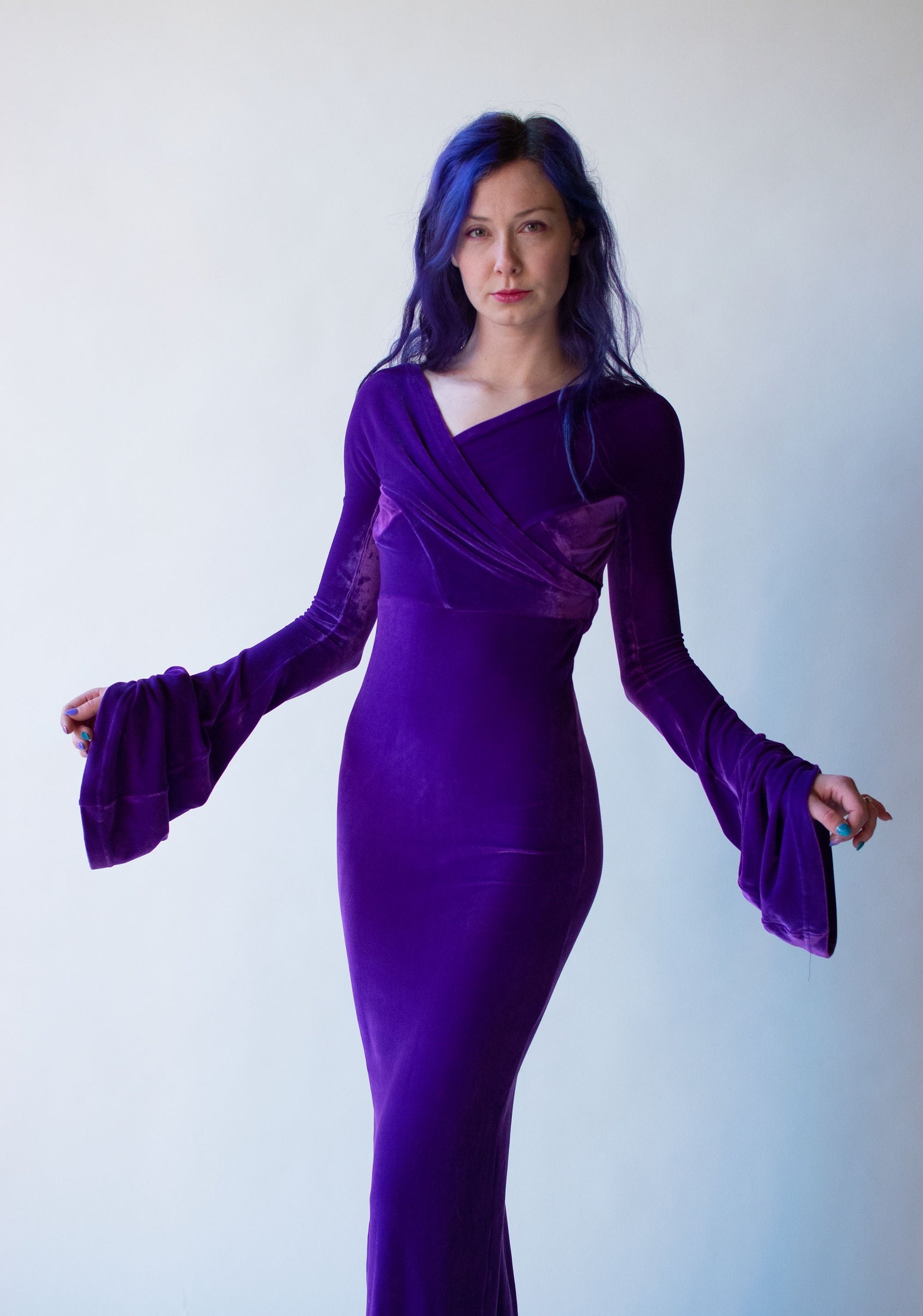 purple velvet dress vintage Victorian Antique Fashion 1890s Purple Velvet Dinner / Reception Dress