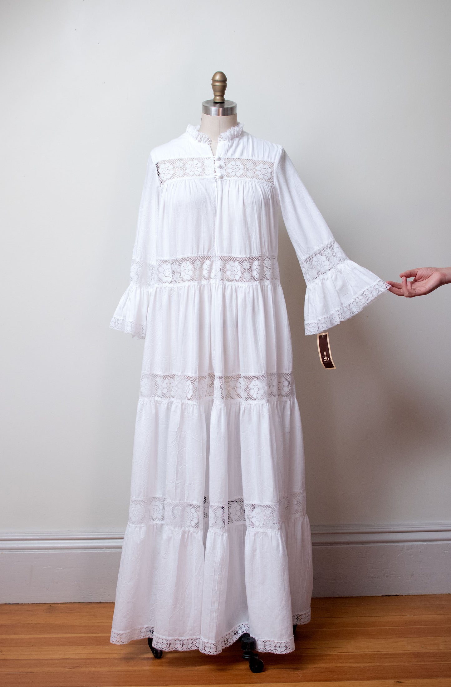 1980s Lace Trim Lounge Dress | David Brown