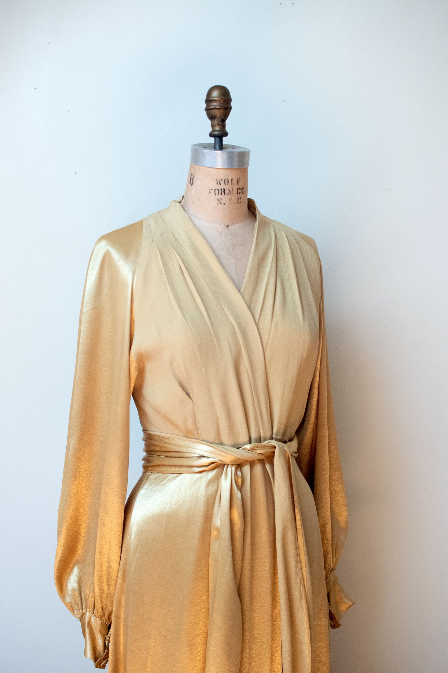 1940s Satin Dressing Gown