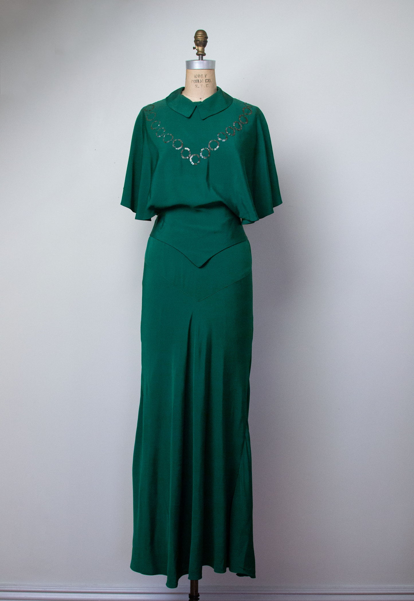 1930s Emerald Green Gown w/ Caplet