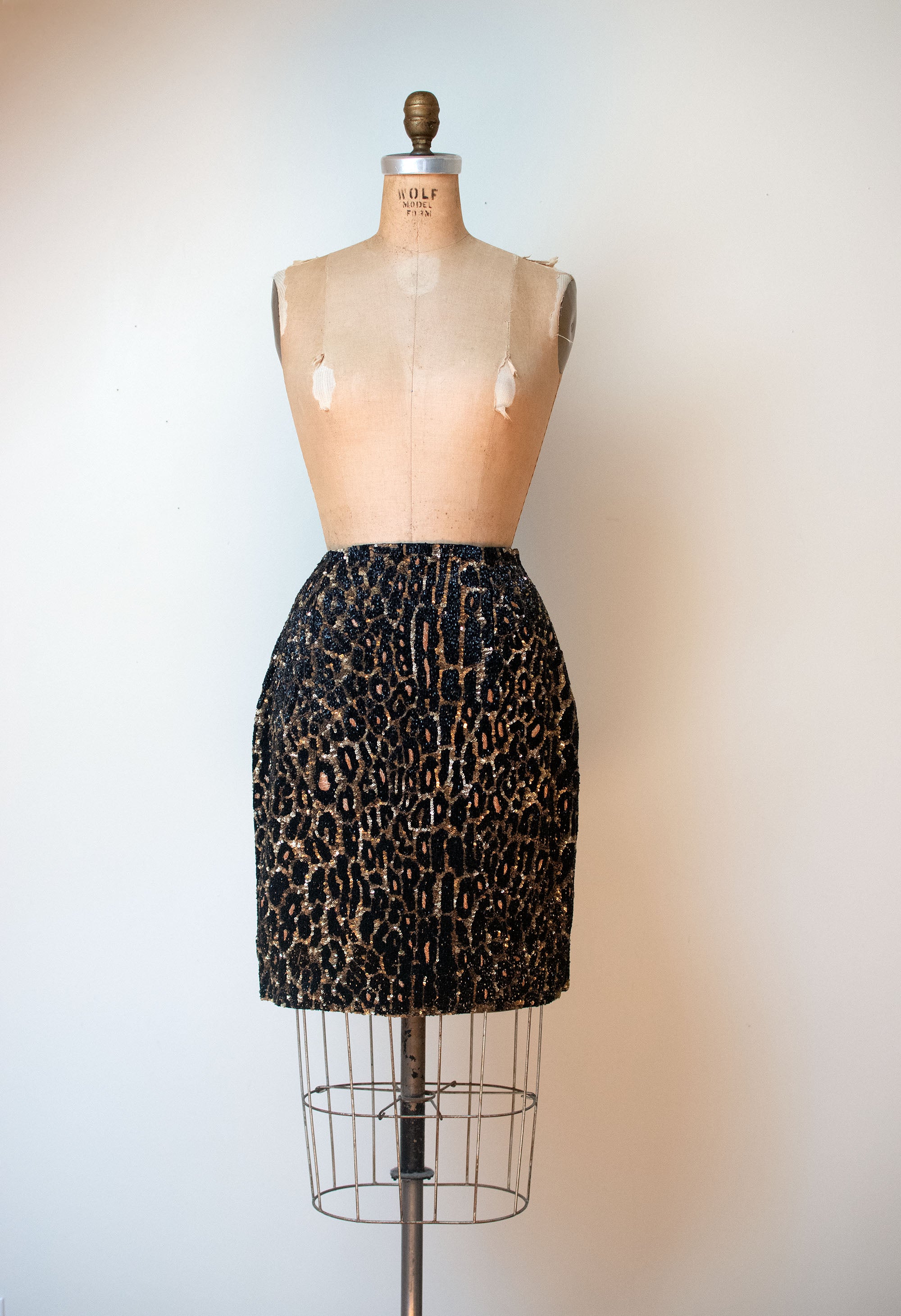 Vintage leopard 2024 print skirt