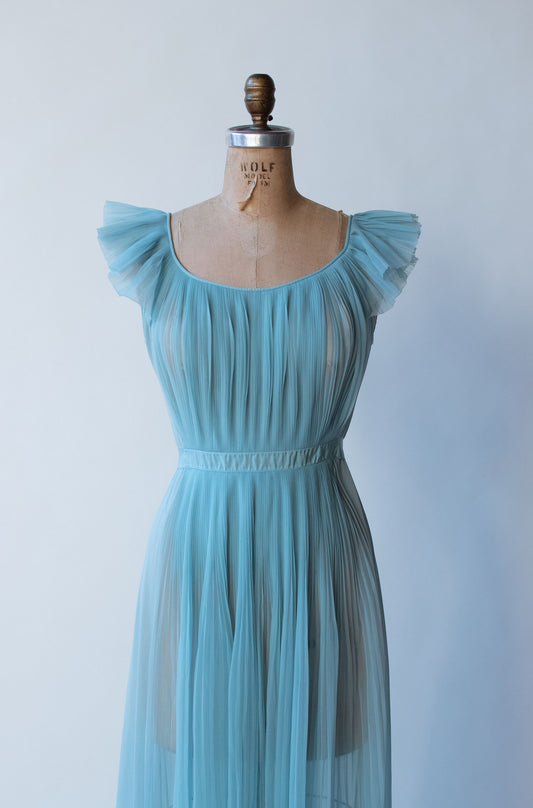1950s Pleated Nightgown