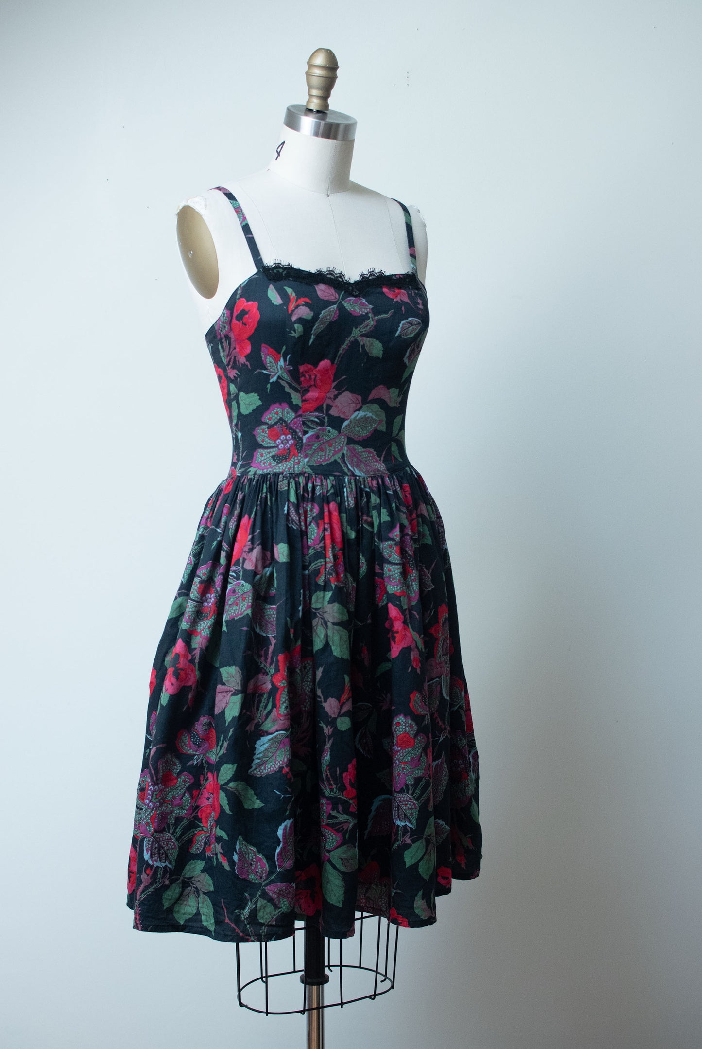 1990s Floral Print Dress | Souliado