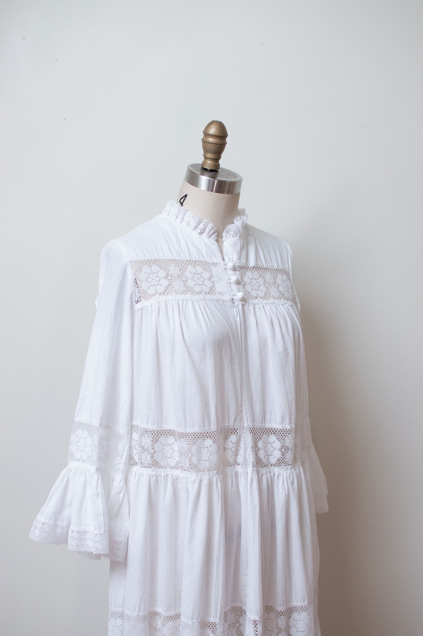 1980s Lace Trim Lounge Dress | David Brown