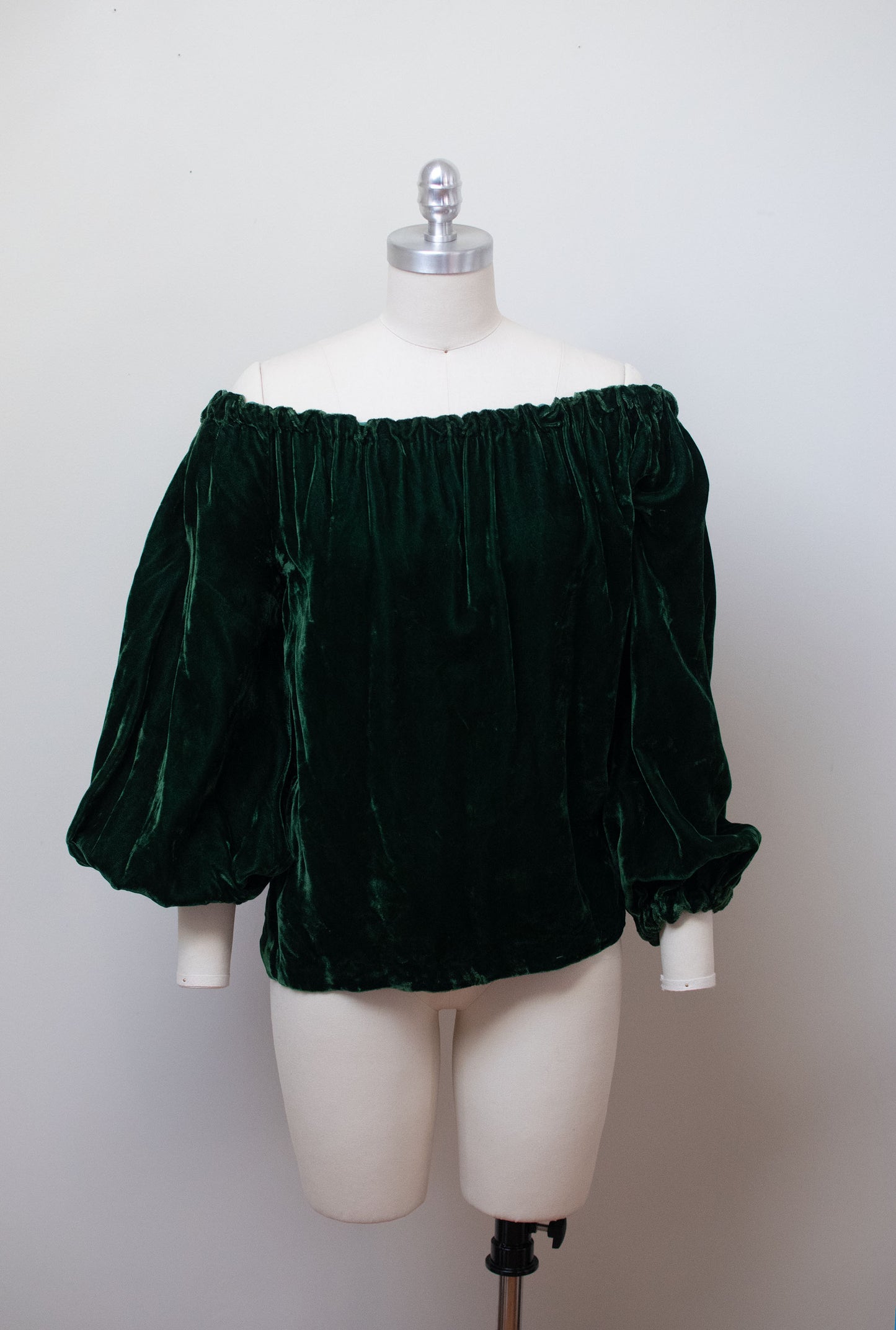 1970s Emerald Green Velvet Blouse