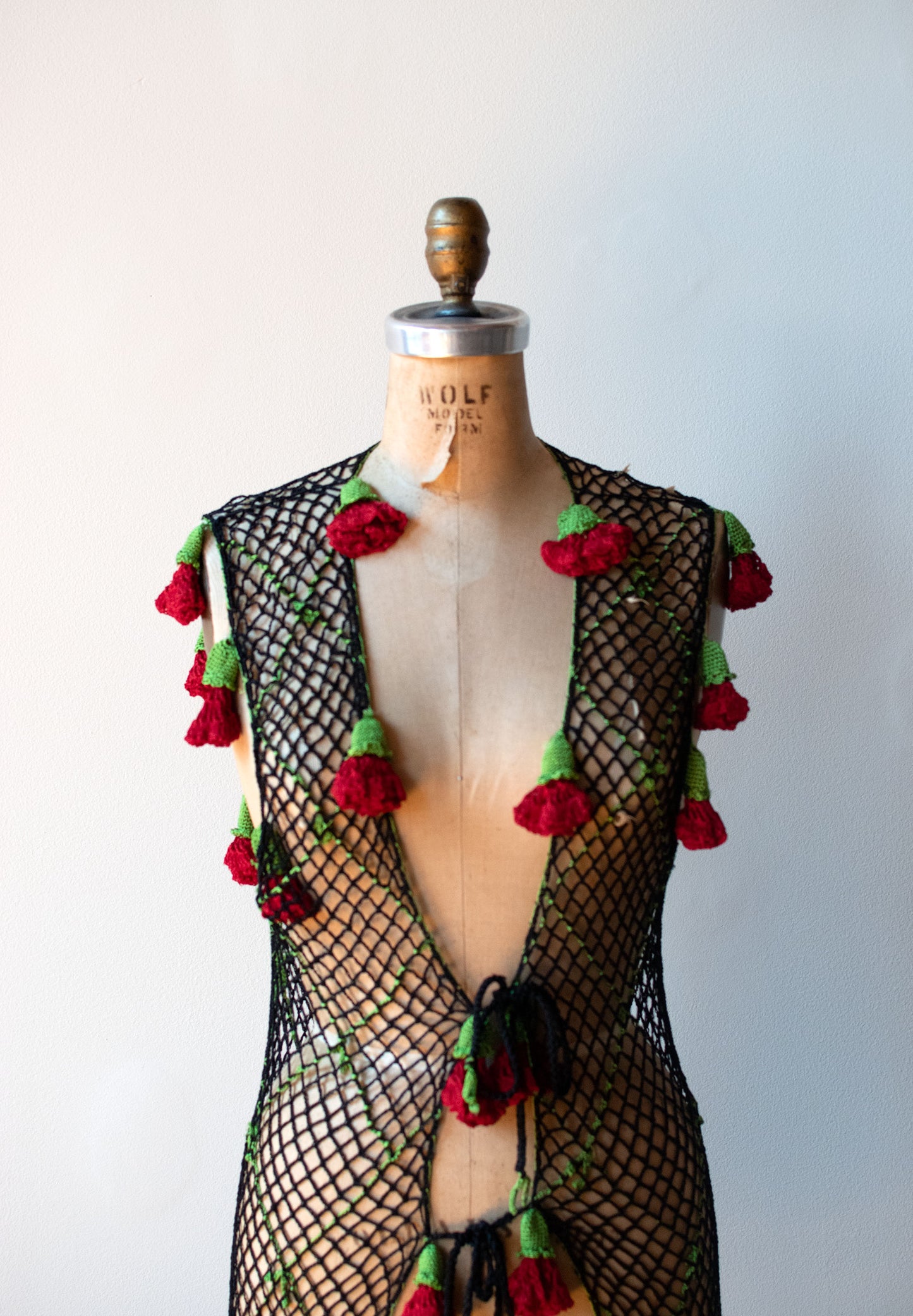 Crochet Rose Vest | Moschino