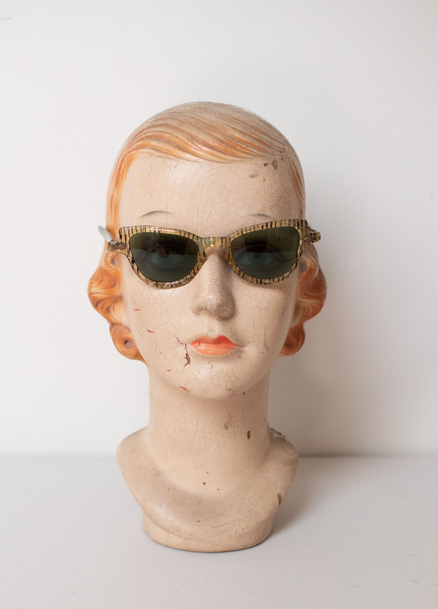 1950s Sunglasses | Black and gold