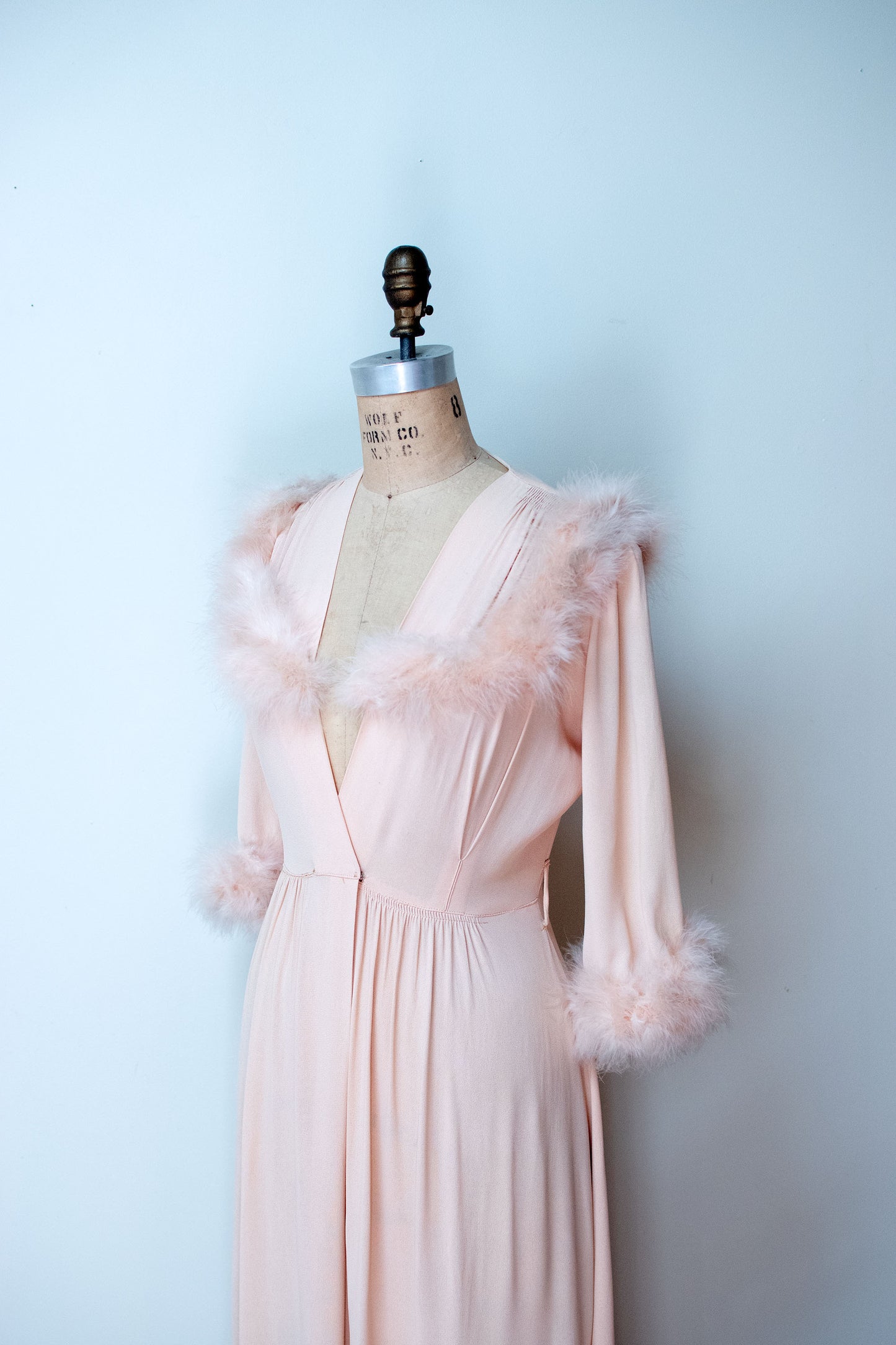 1940s Feather Trim Dressing Gown