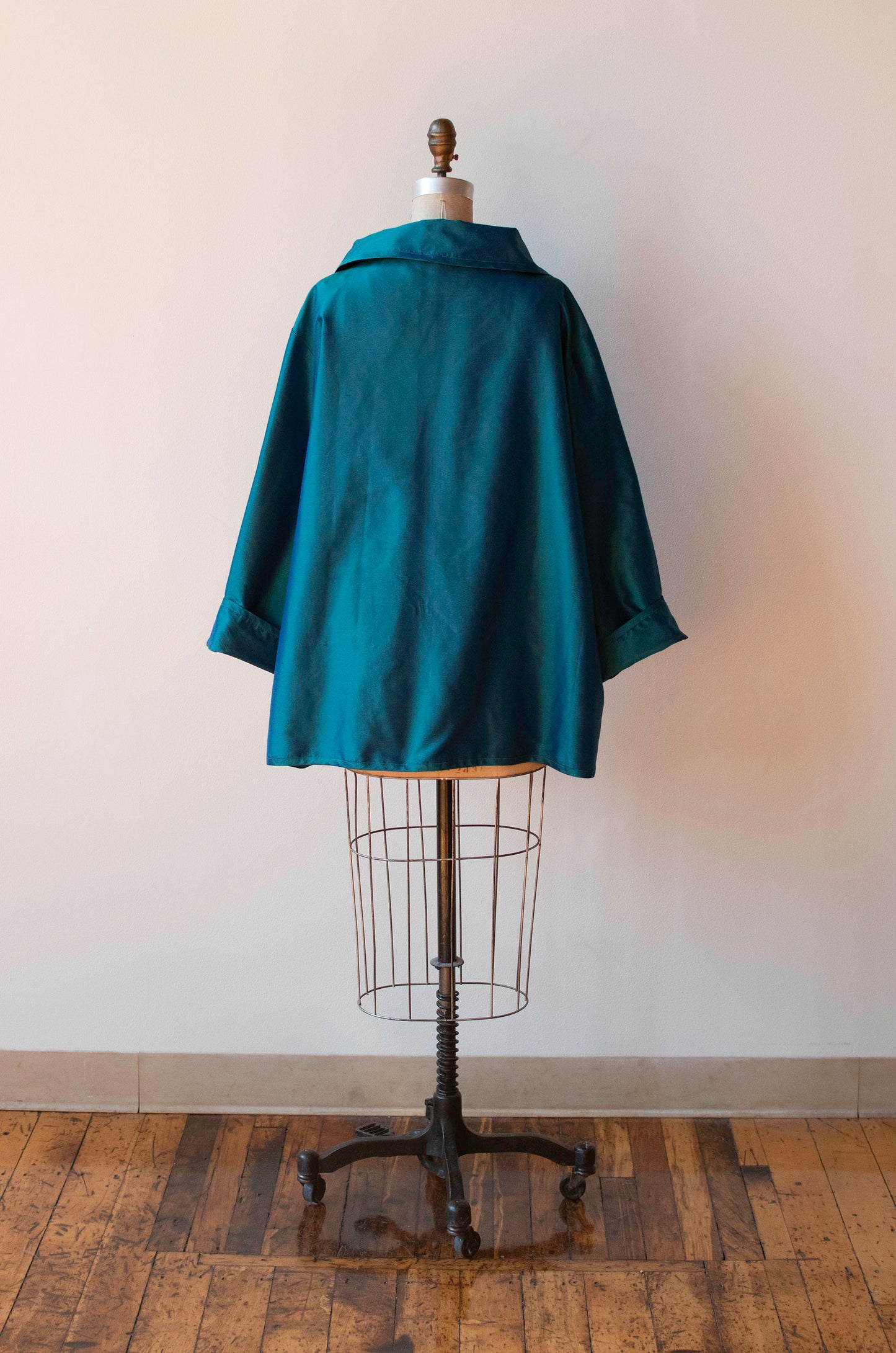 Green Silk Coat | Victor Costa