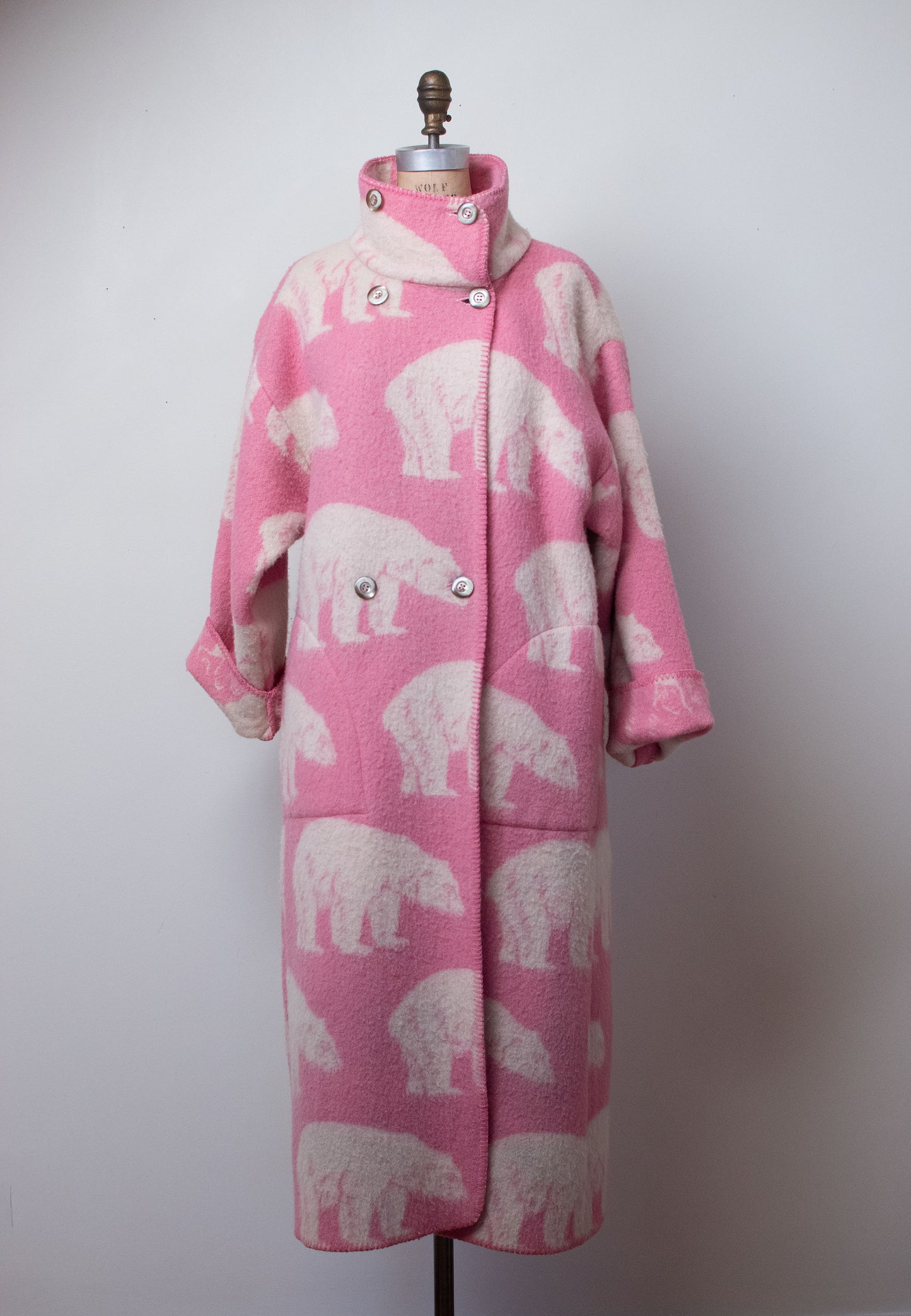 Pink Polar Bear Blanket Coat | Lillunn