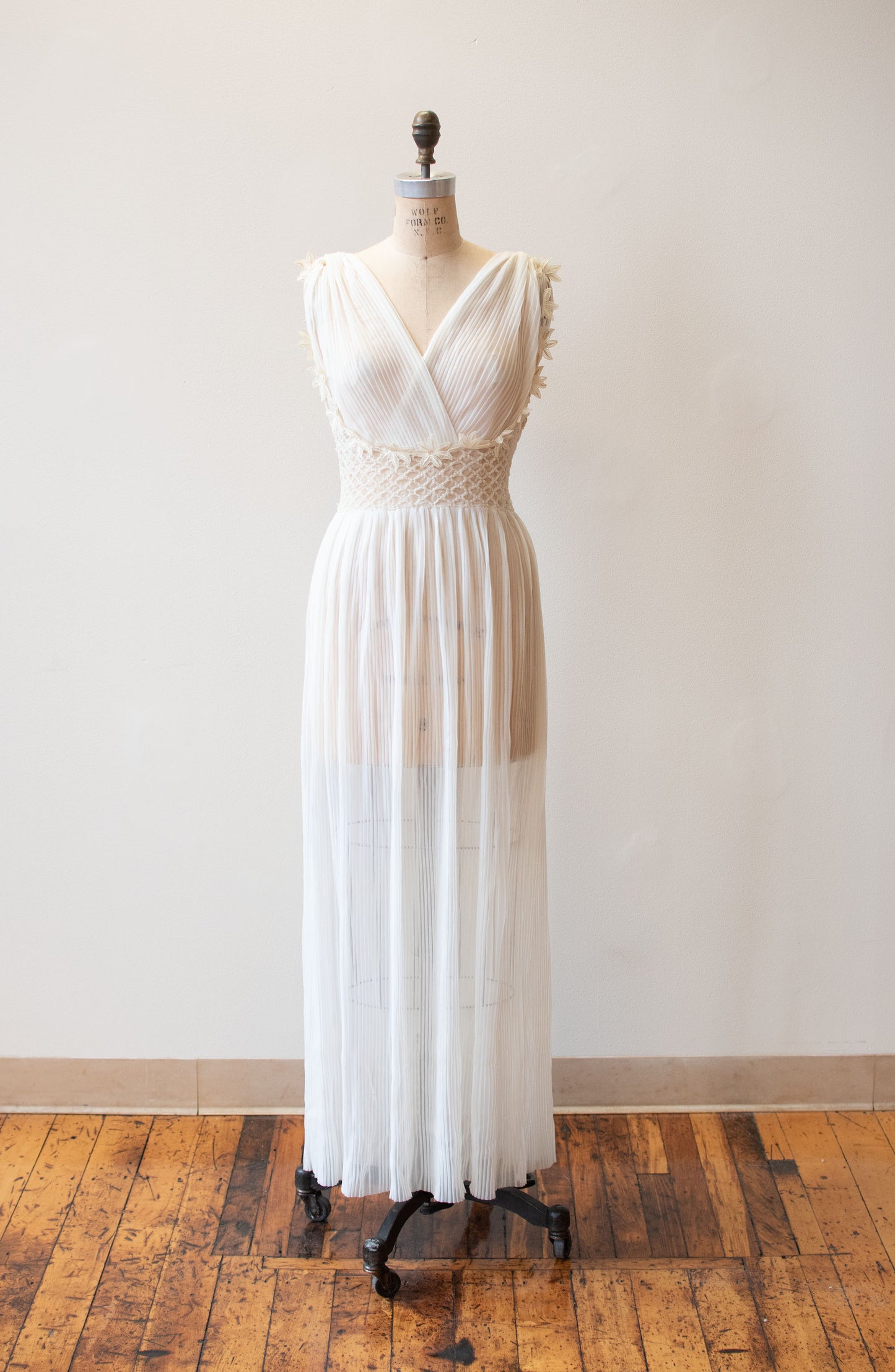 1950s Grecian Nightgown