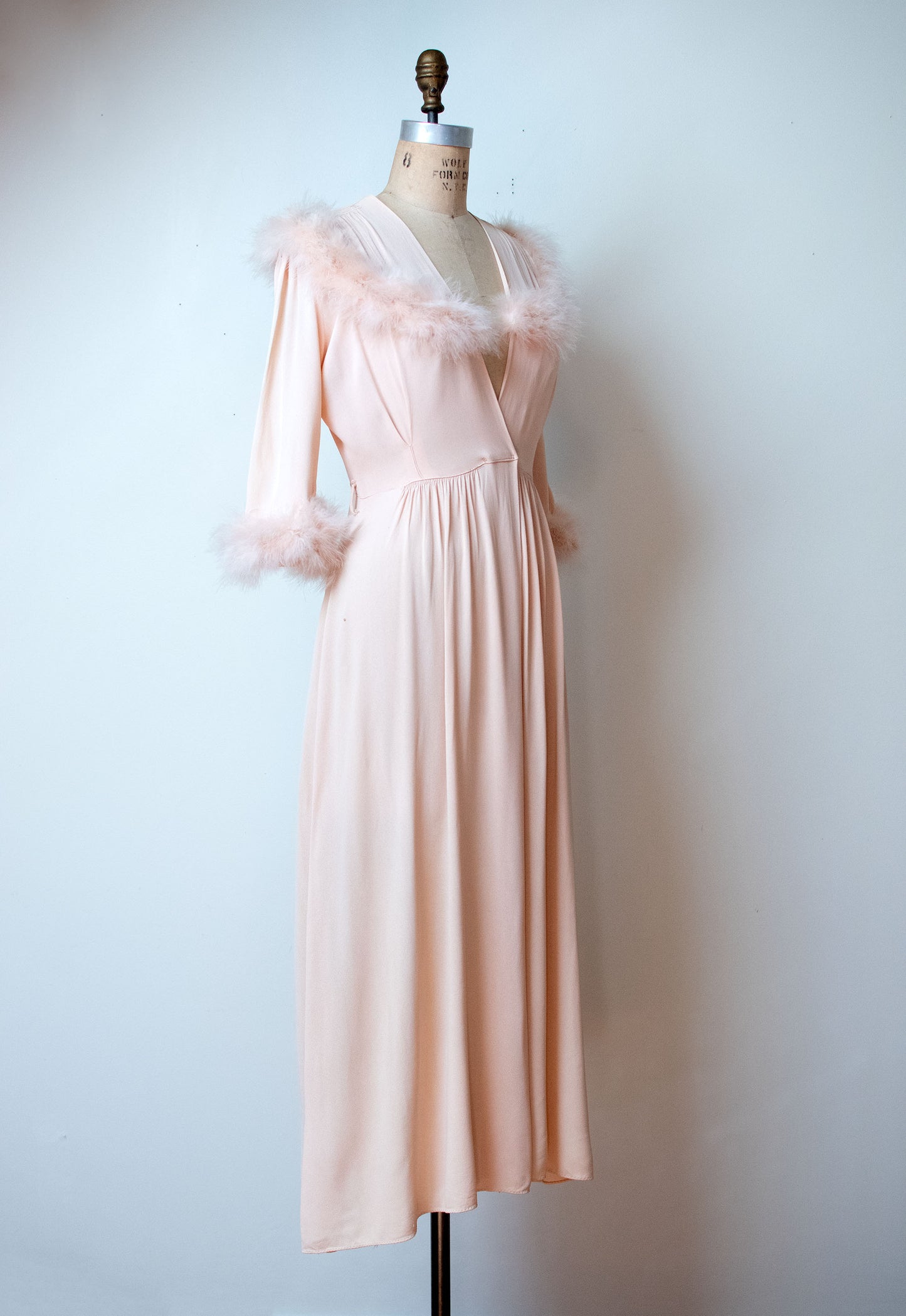 1940s Feather Trim Dressing Gown
