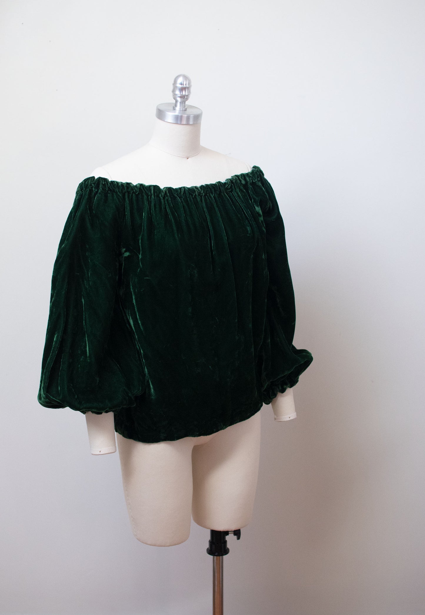 1970s Emerald Green Velvet Blouse