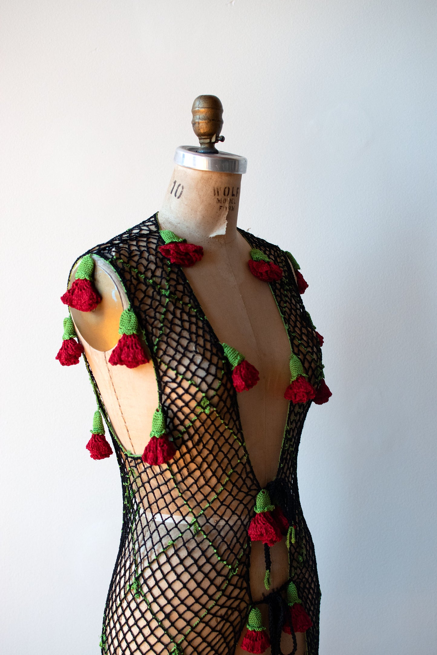 Crochet Rose Vest | Moschino