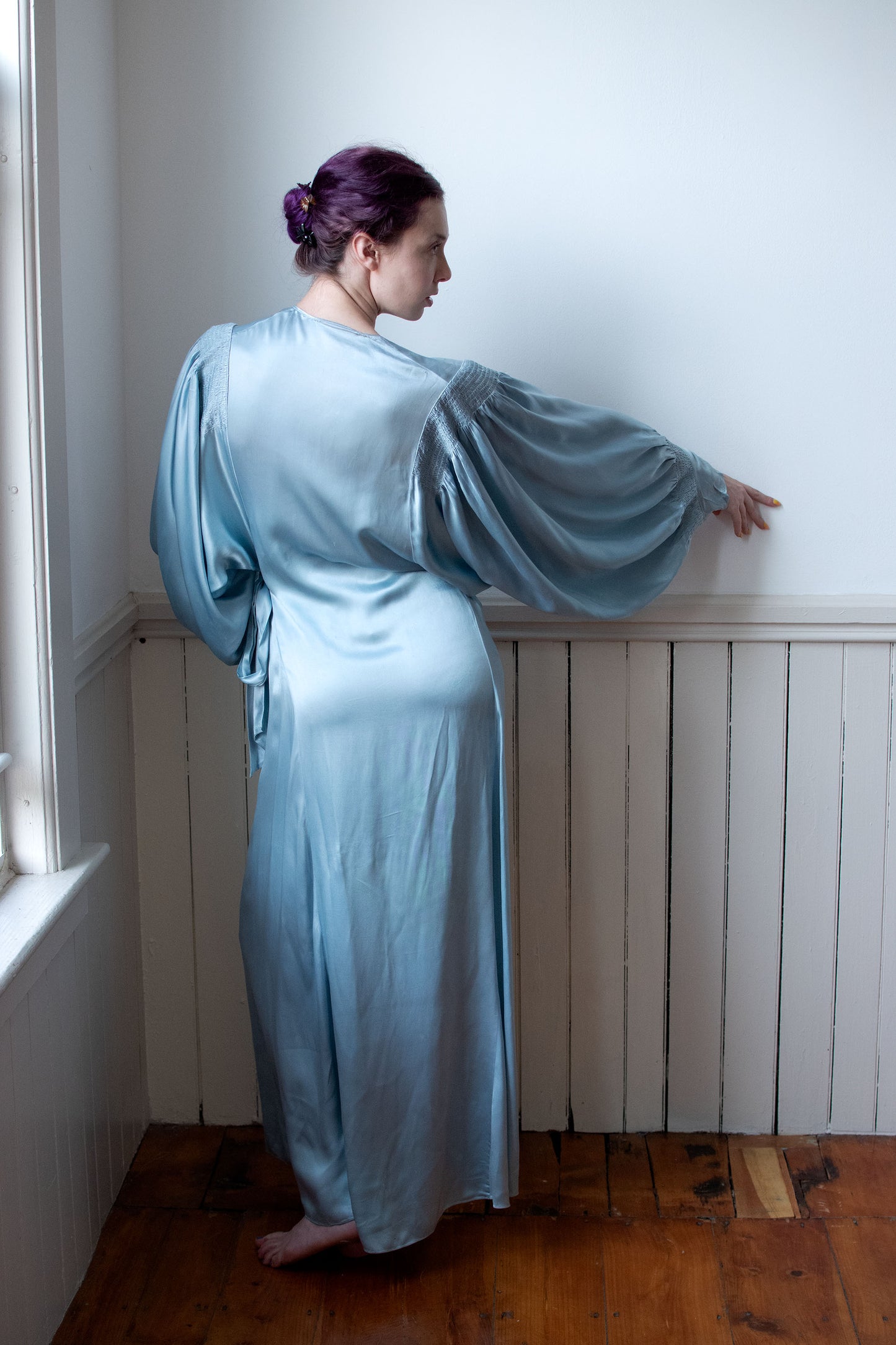 1930s Balloon Sleeve Dressing Gown