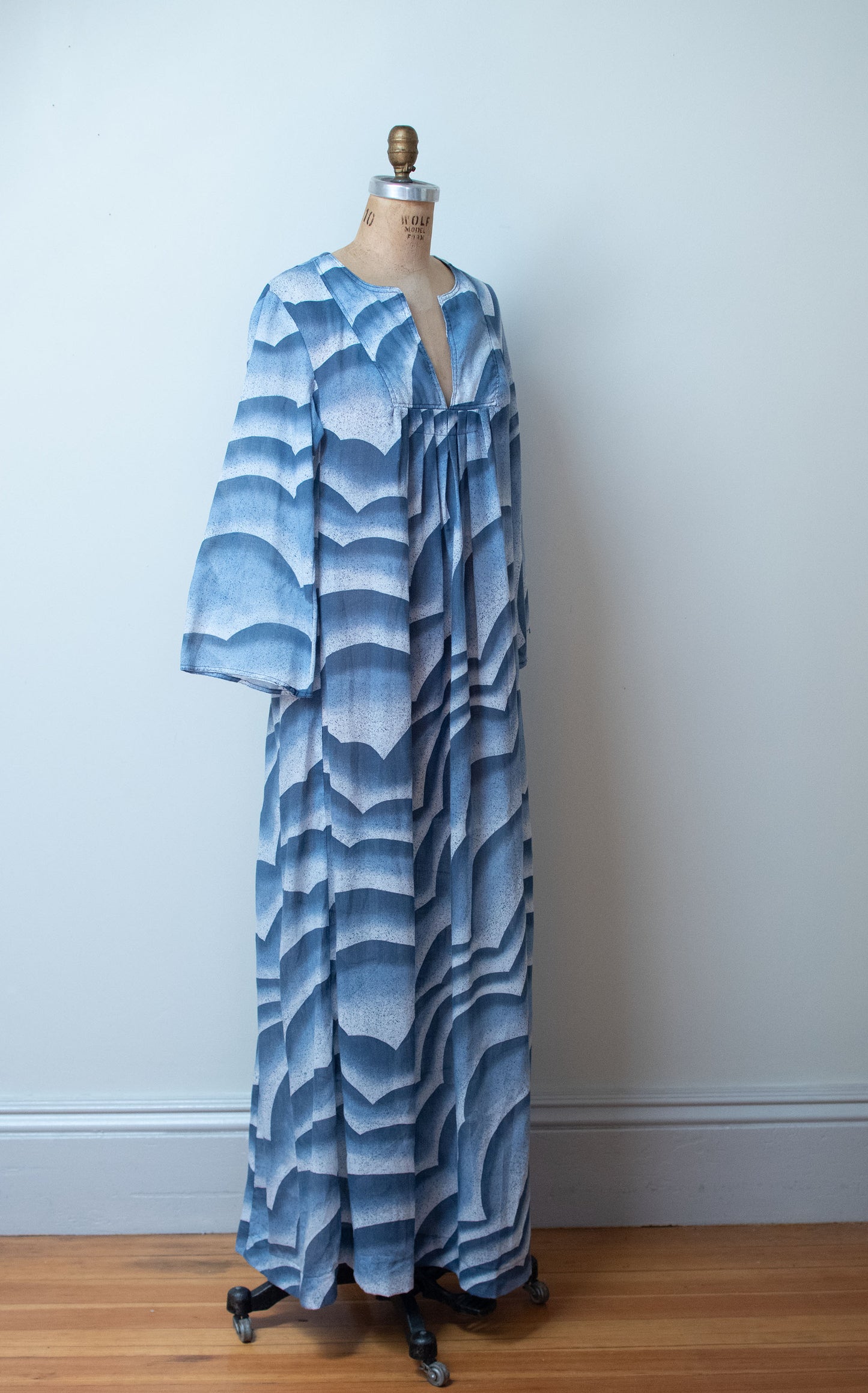 1970s Cloud Caftan