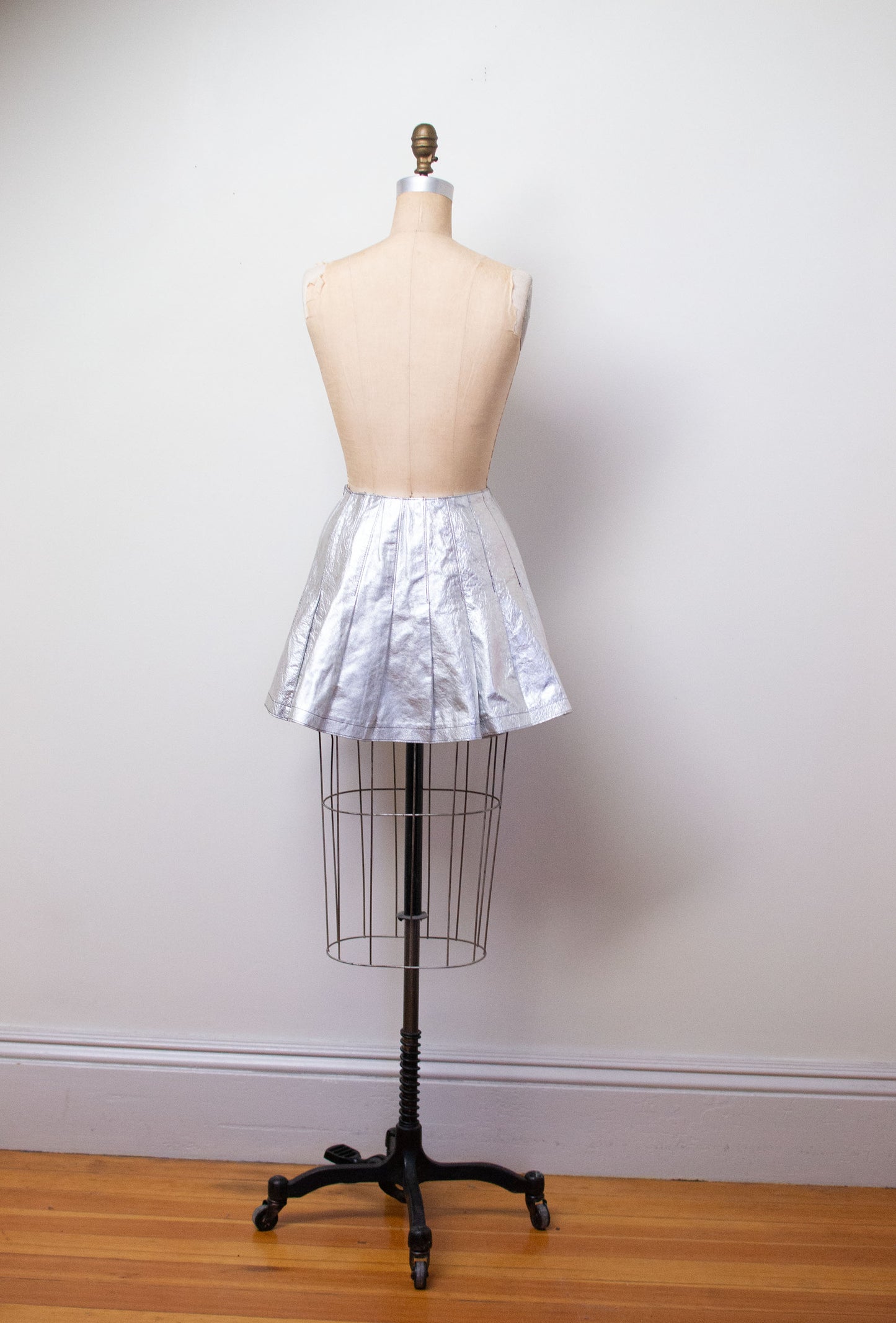 Silver Leather Mini Skirt | Anna Sui