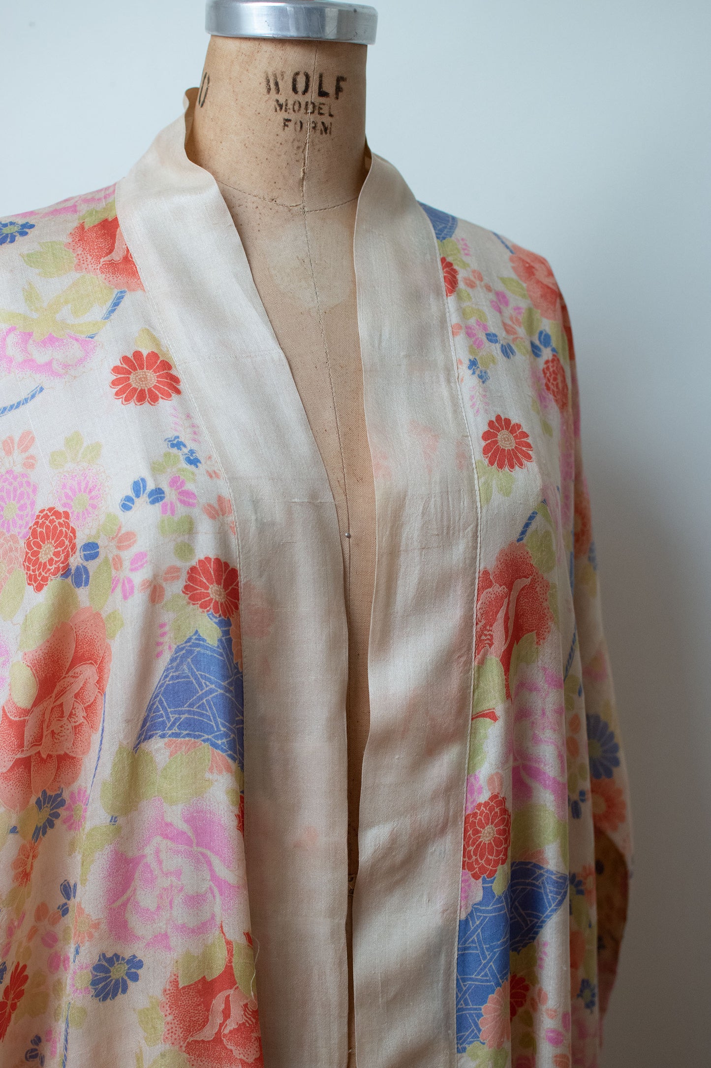 1920s Silk Pongee Robe