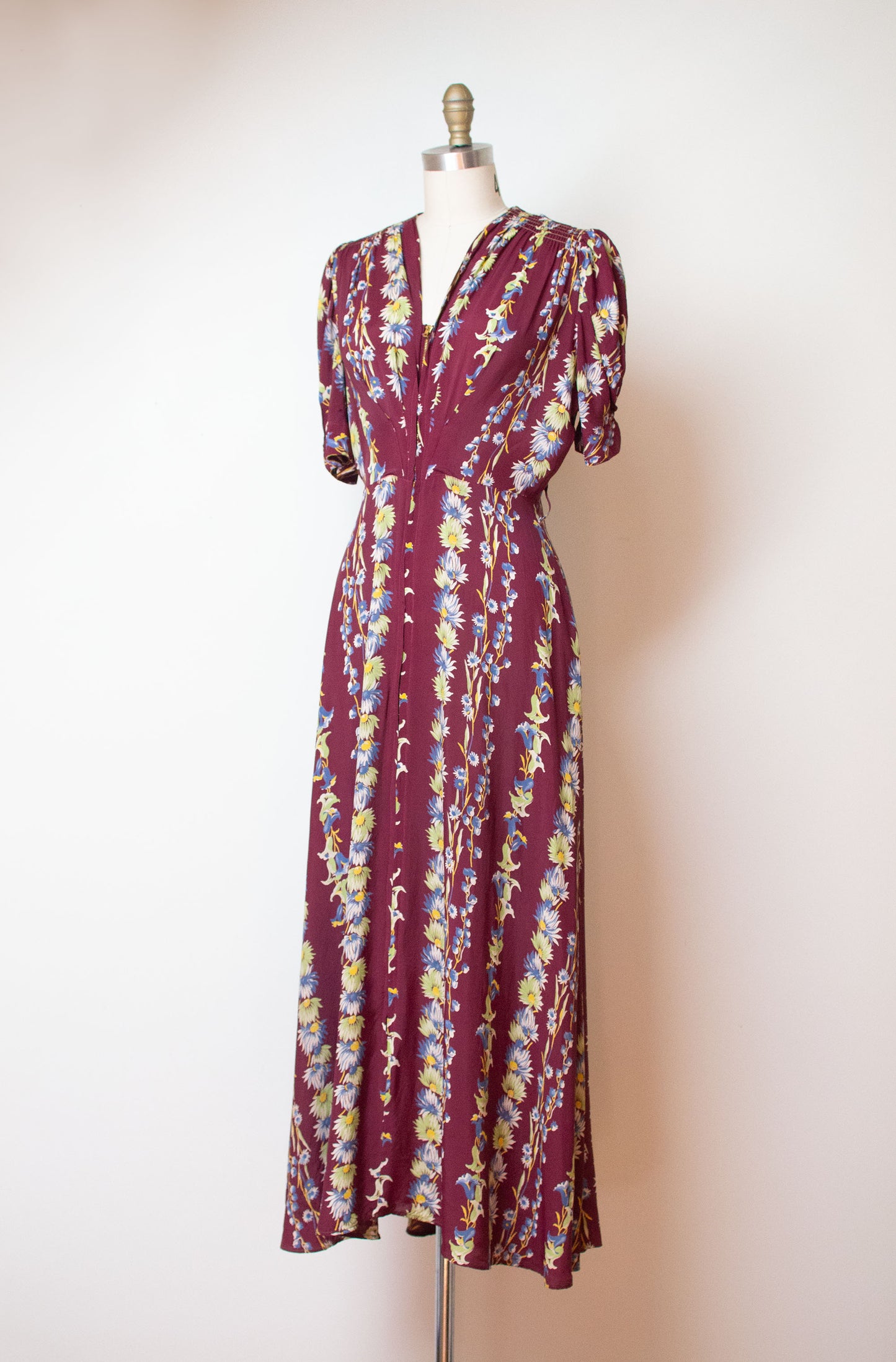 1940s Floral Print Dressing Gown