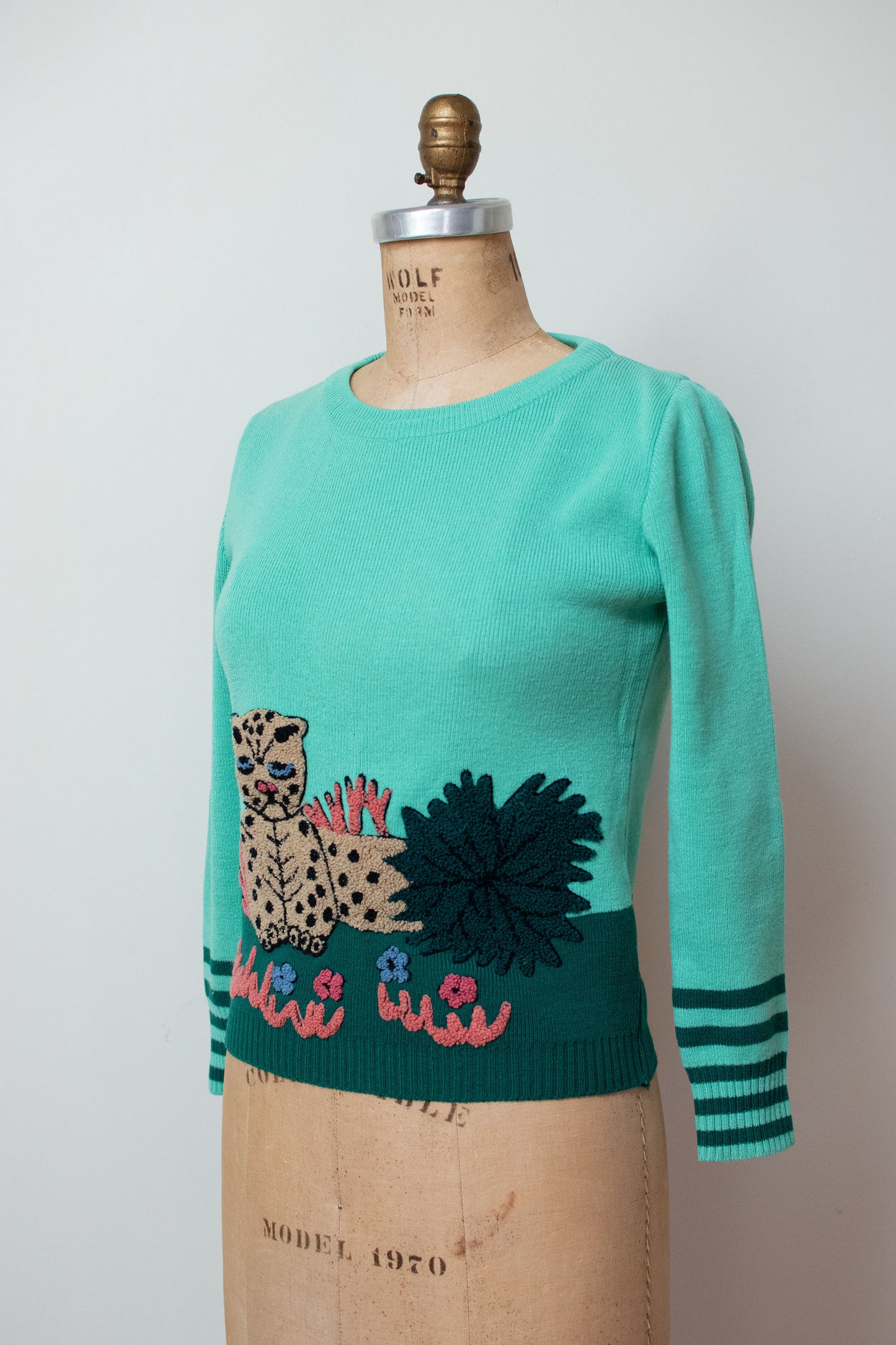 1970s Grumpy Cat Sweater
