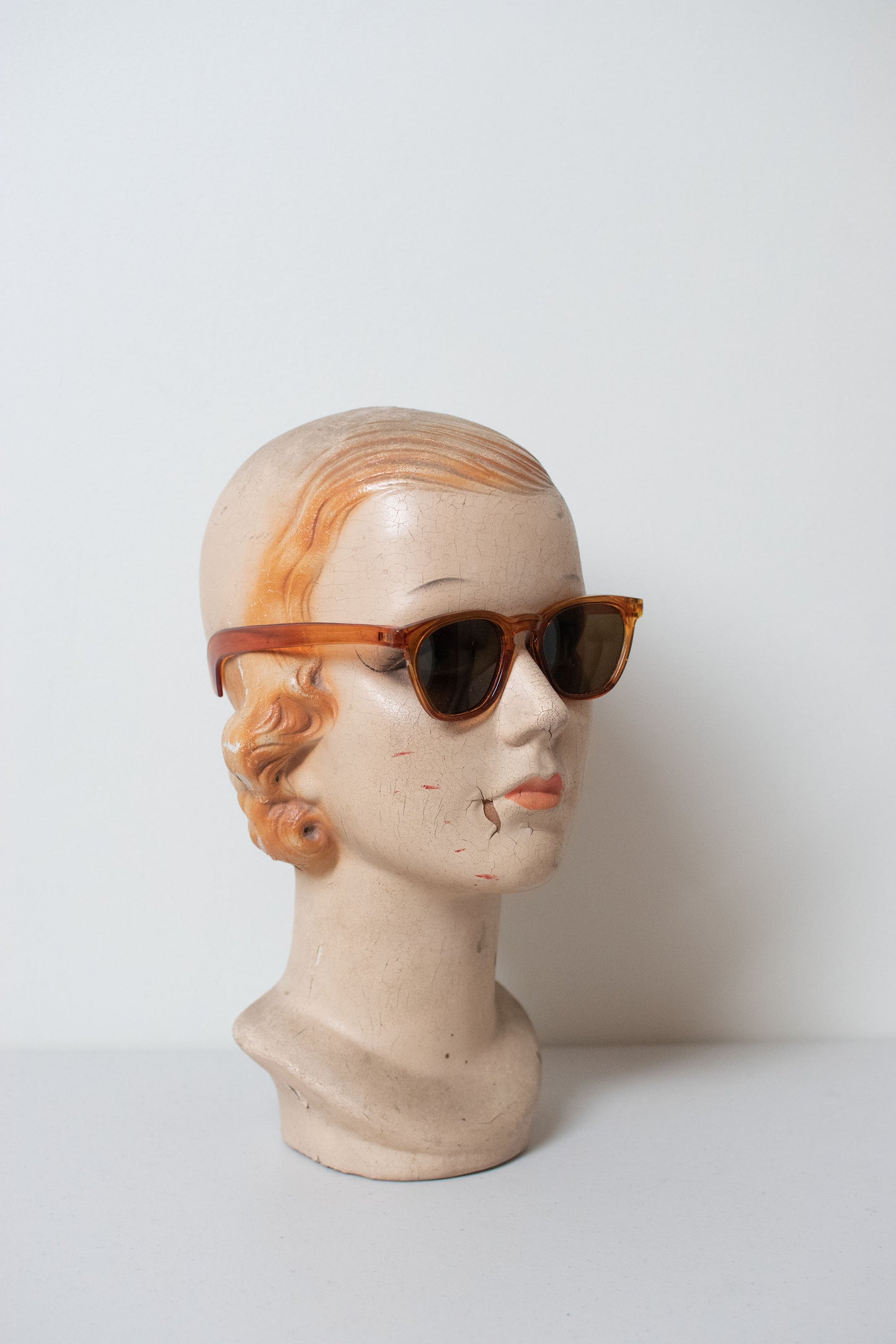 1950s Curved Temple Sunglasses | Fosta