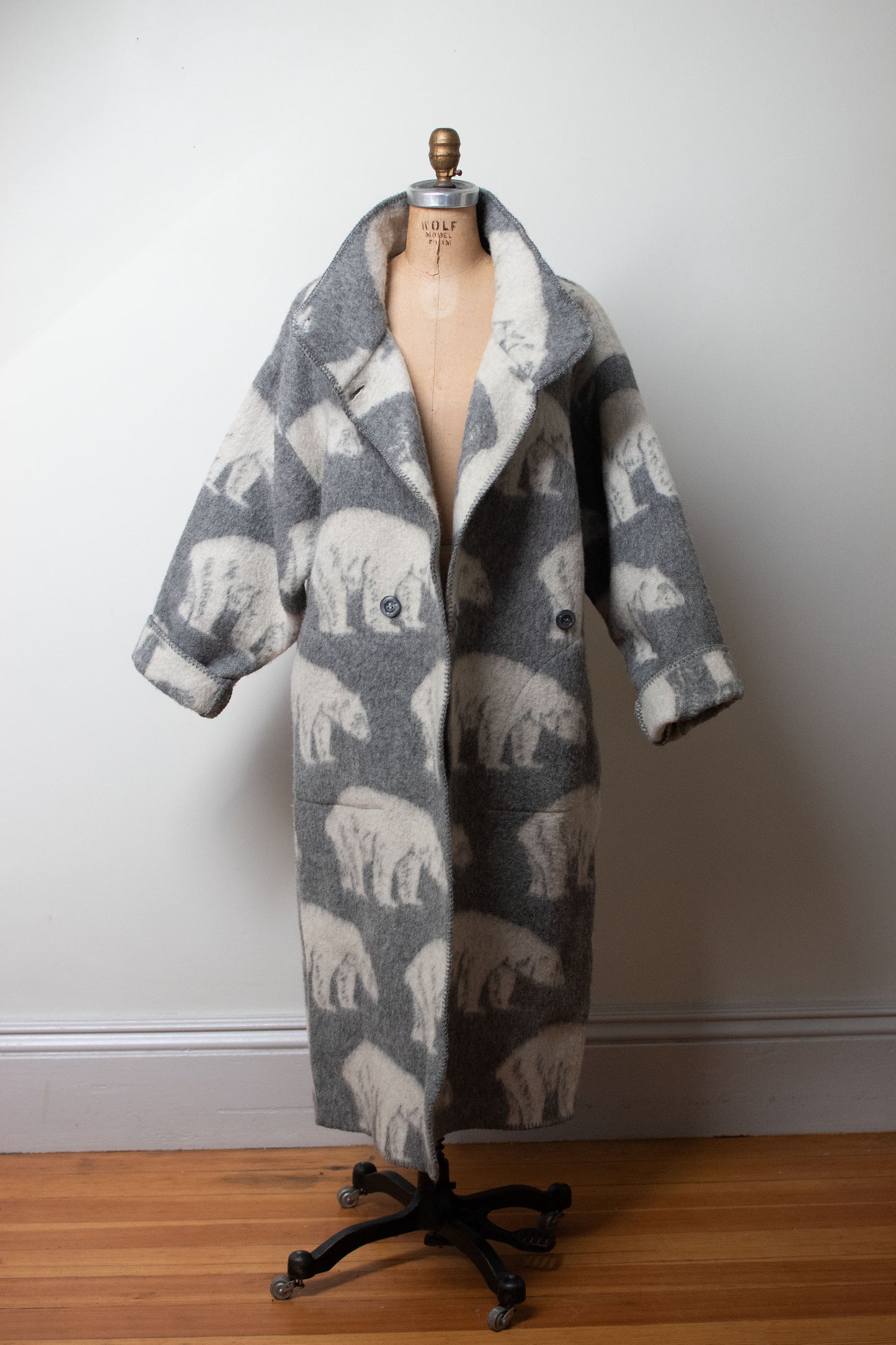 Polar Bear Blanket Coat | Lillunn