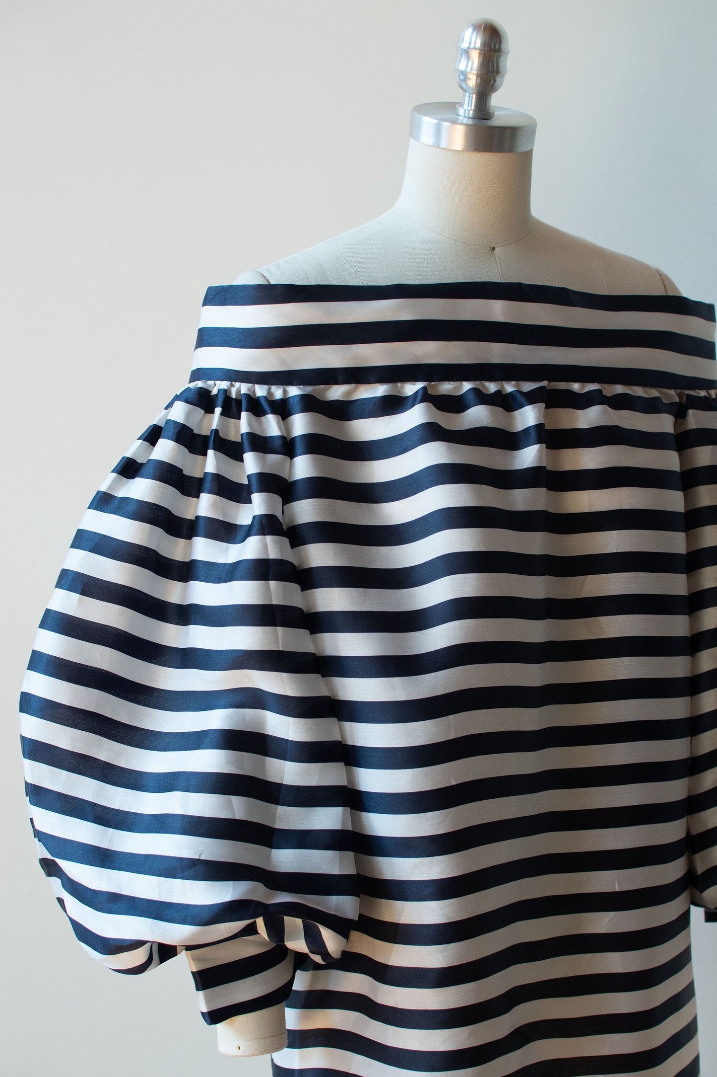 1990s Striped Silk Blouse | Oscar de la Renta