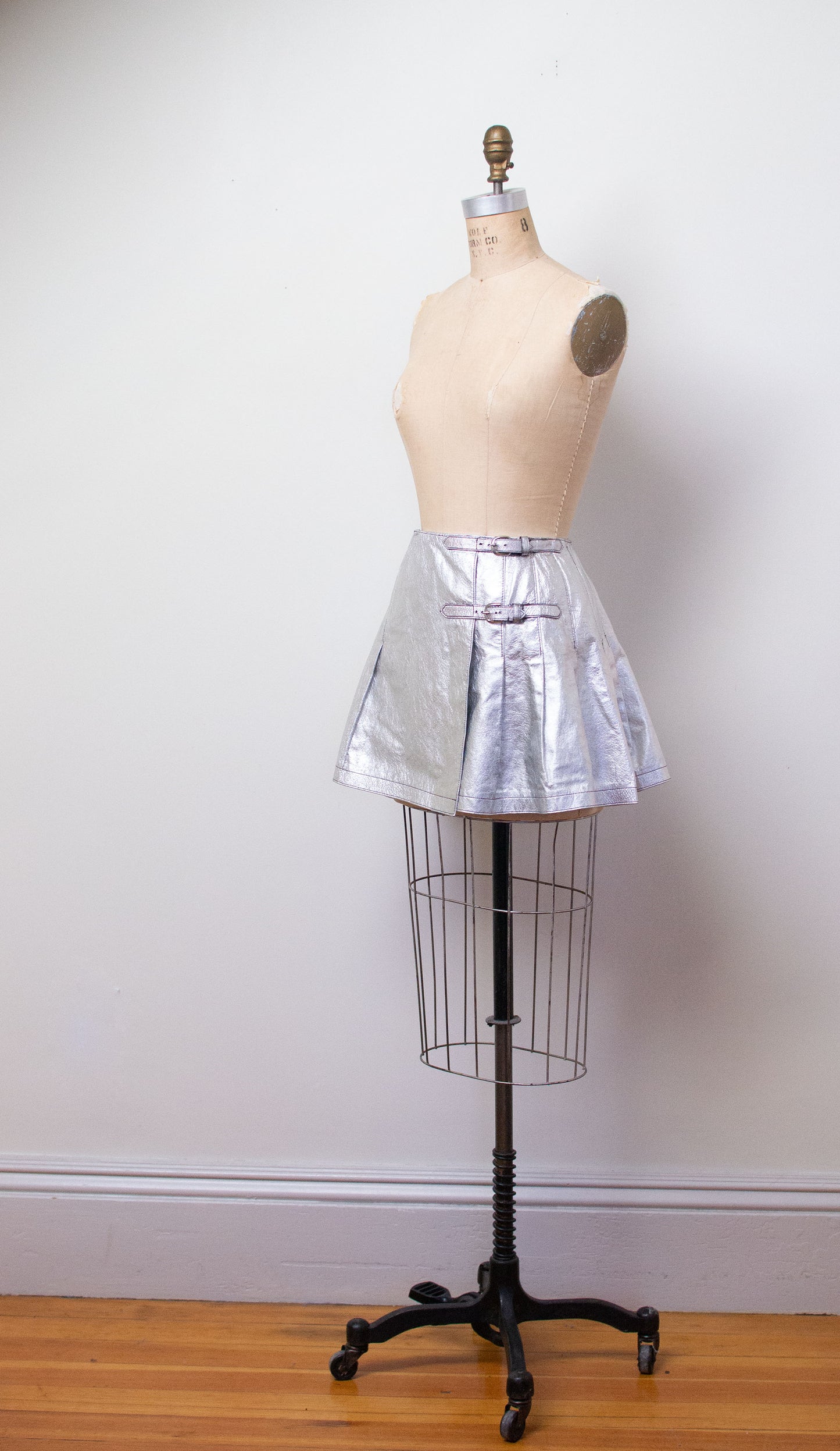 Silver Leather Mini Skirt | Anna Sui