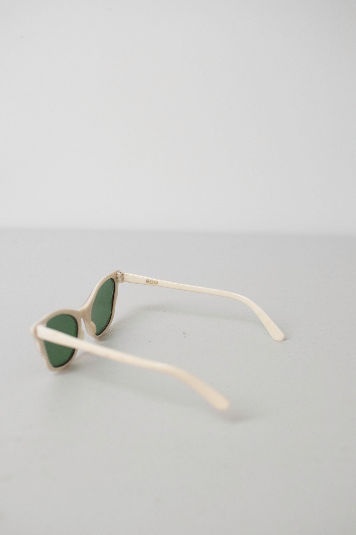 1950s Sunglasses | Pearlized Pink