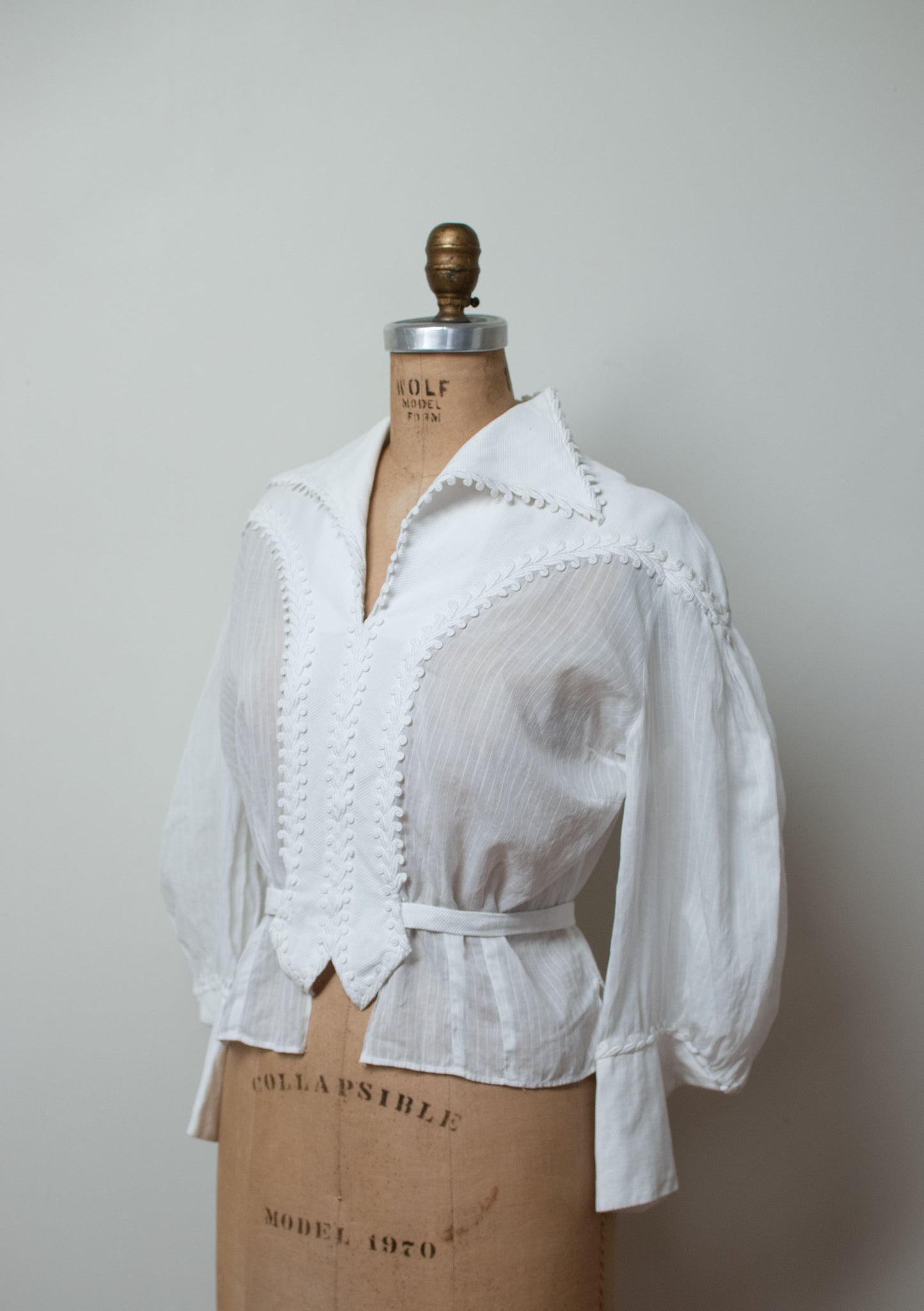 1930s Gigot Sleeve Blouse