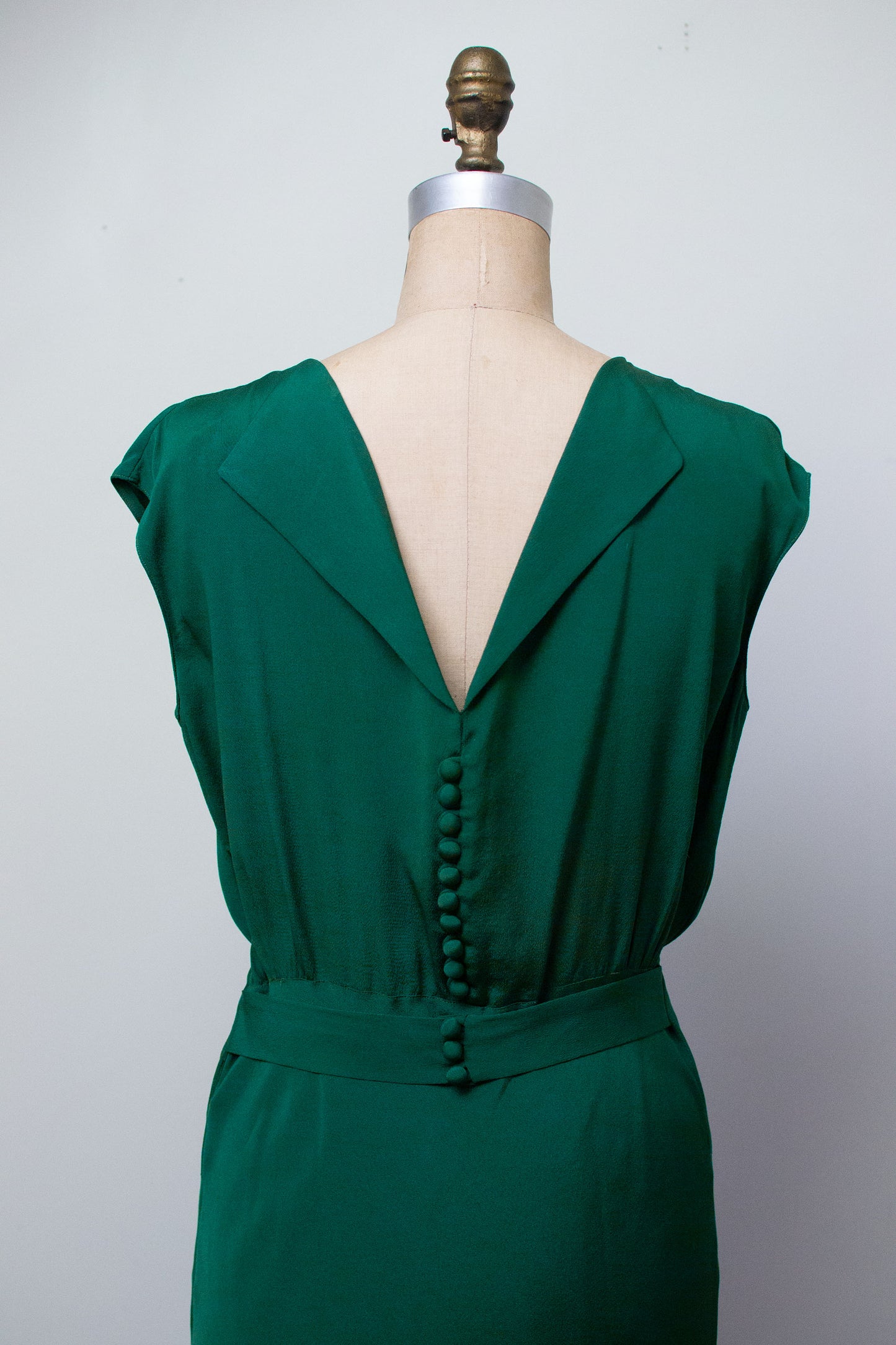 1930s Emerald Green Gown w/ Caplet