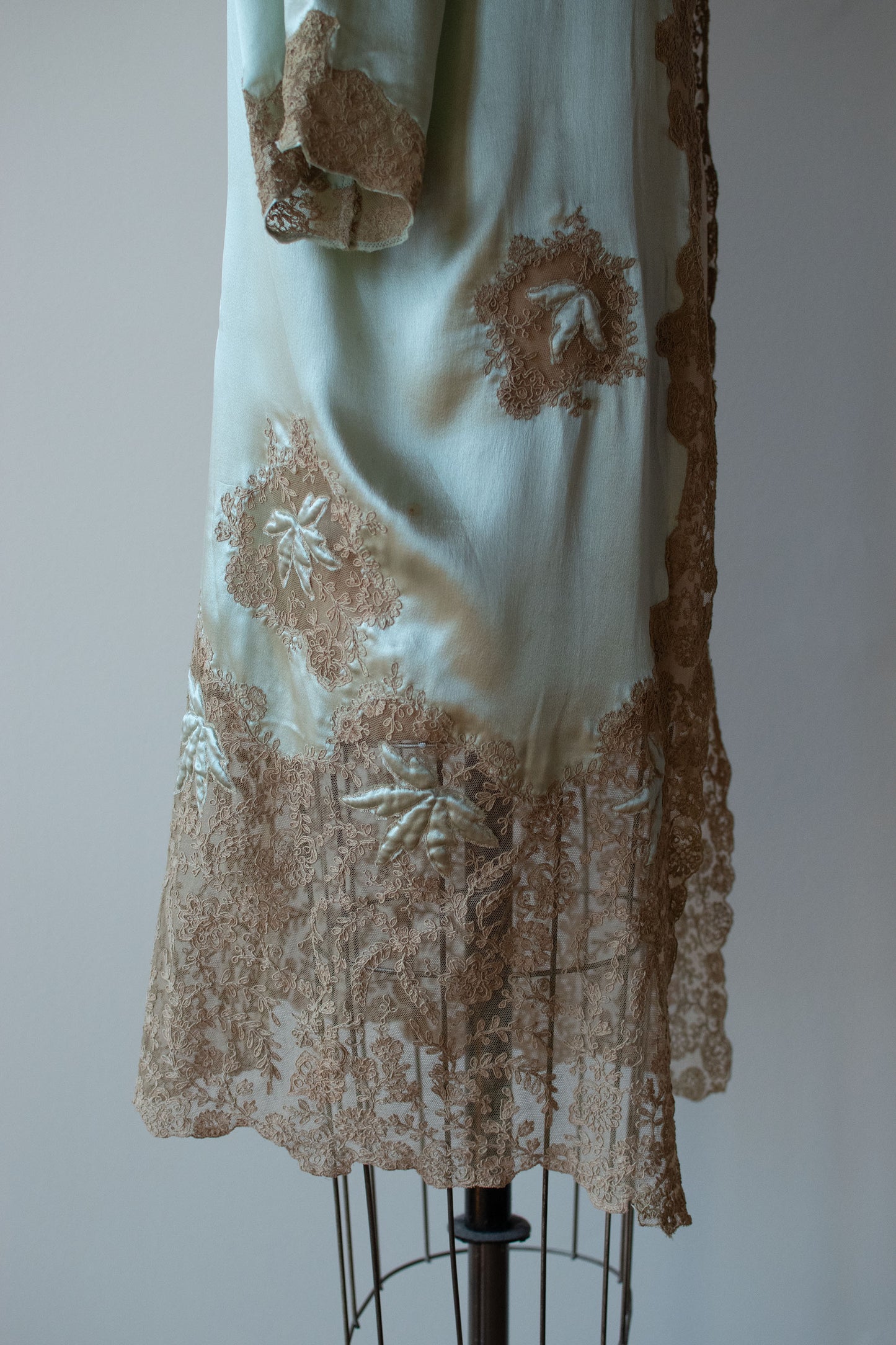 1920s Pistachio Silk Robe