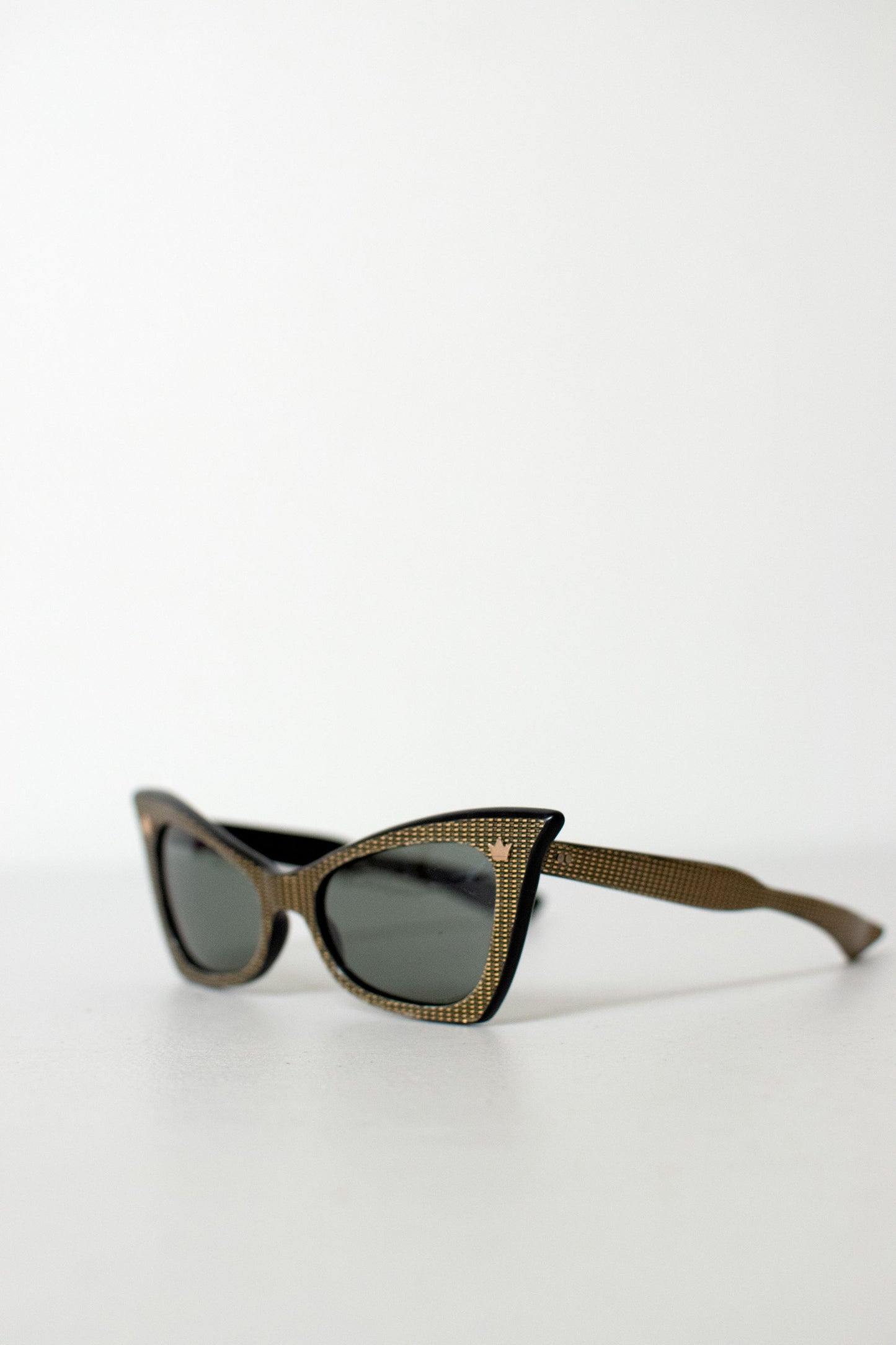 1950s Sunglasses | Black and Gold Cool Ray