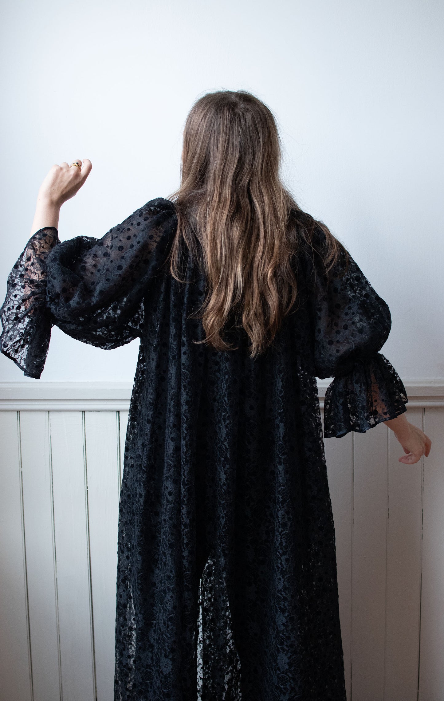 1980s Lace Robe | Scassi