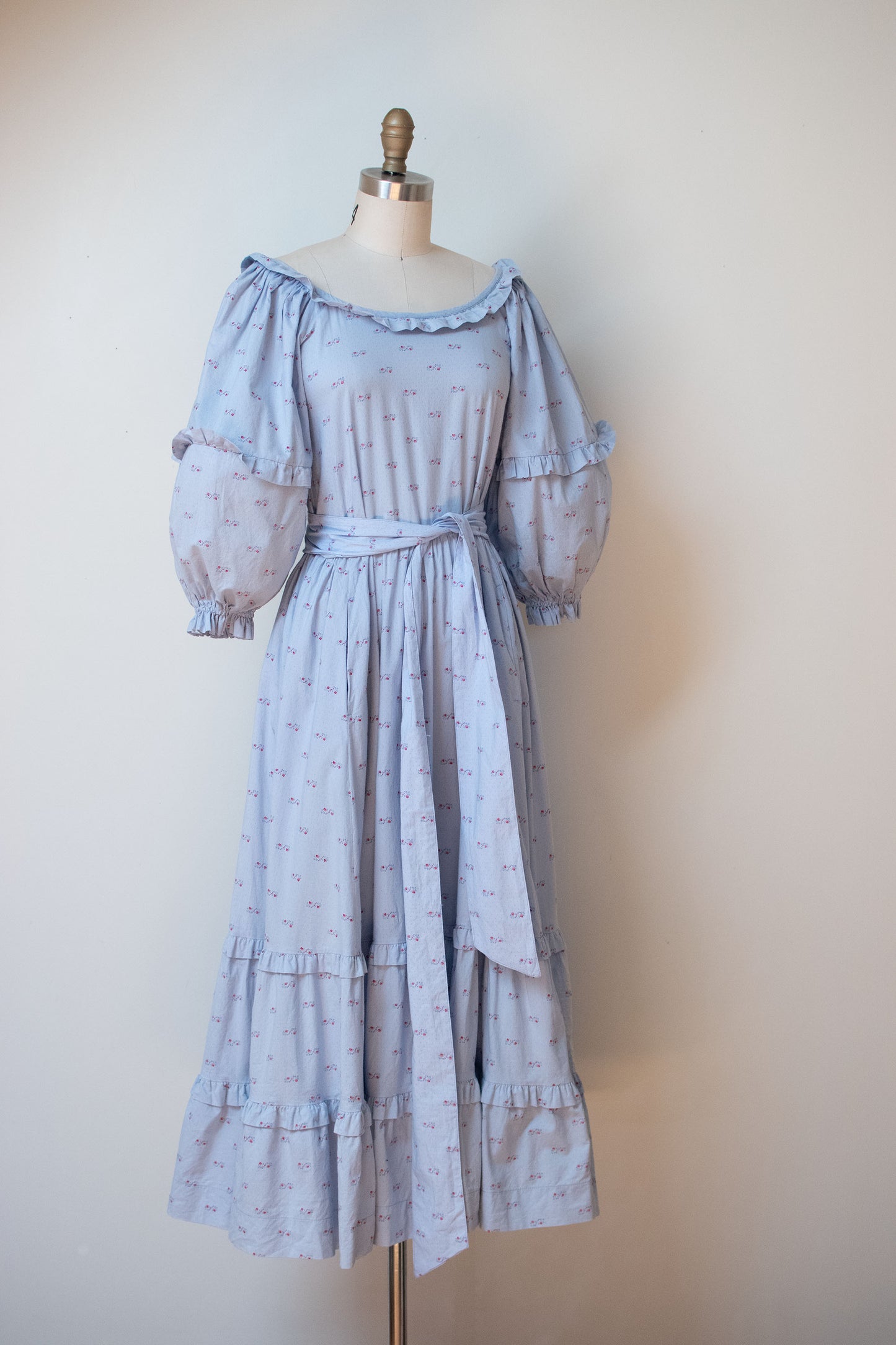 1980s Periwinkle Balloon Sleeve Dress | Laura Ashley