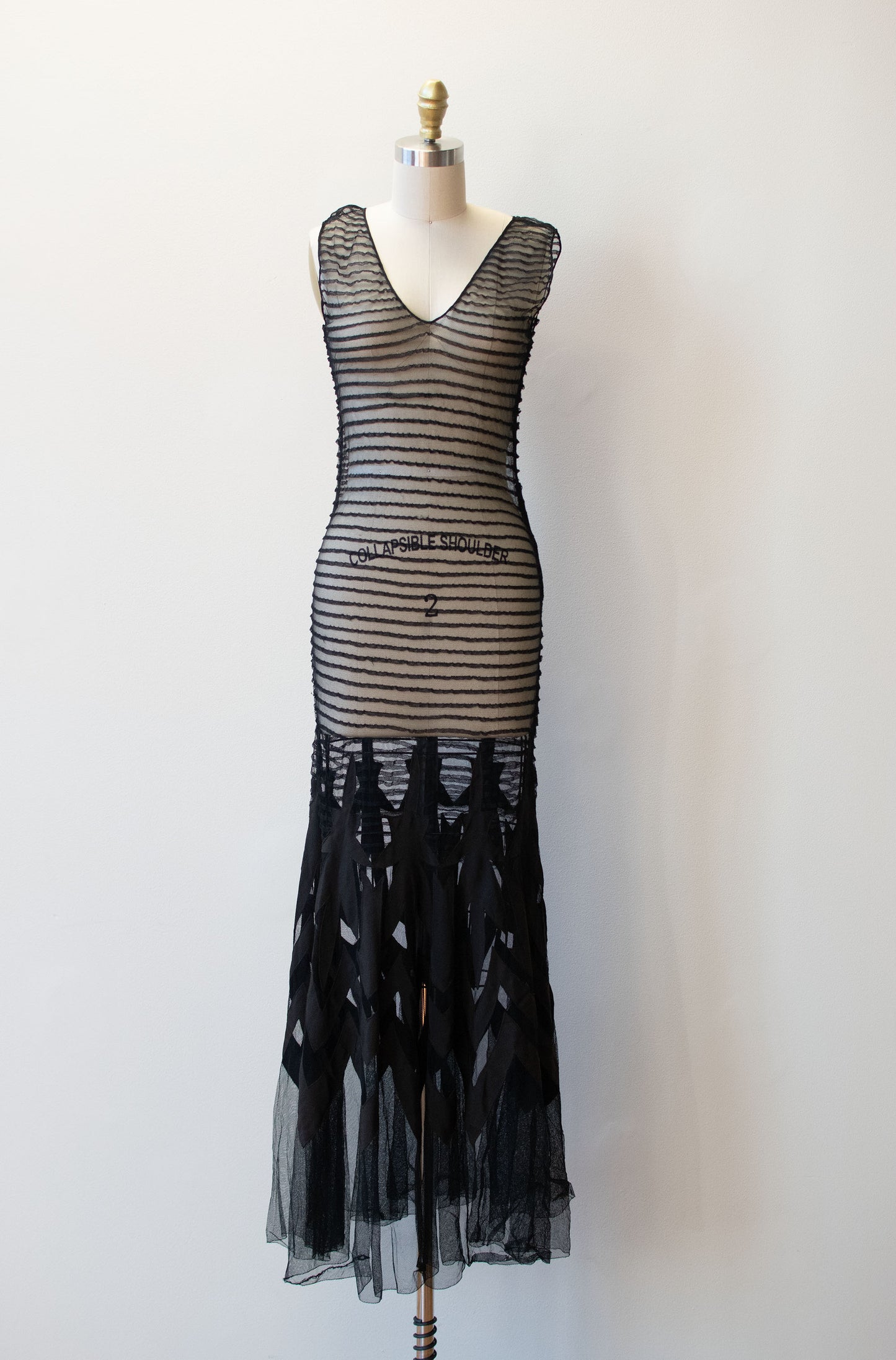 1930s Mesh Applique Gown  | A Virtual Affair