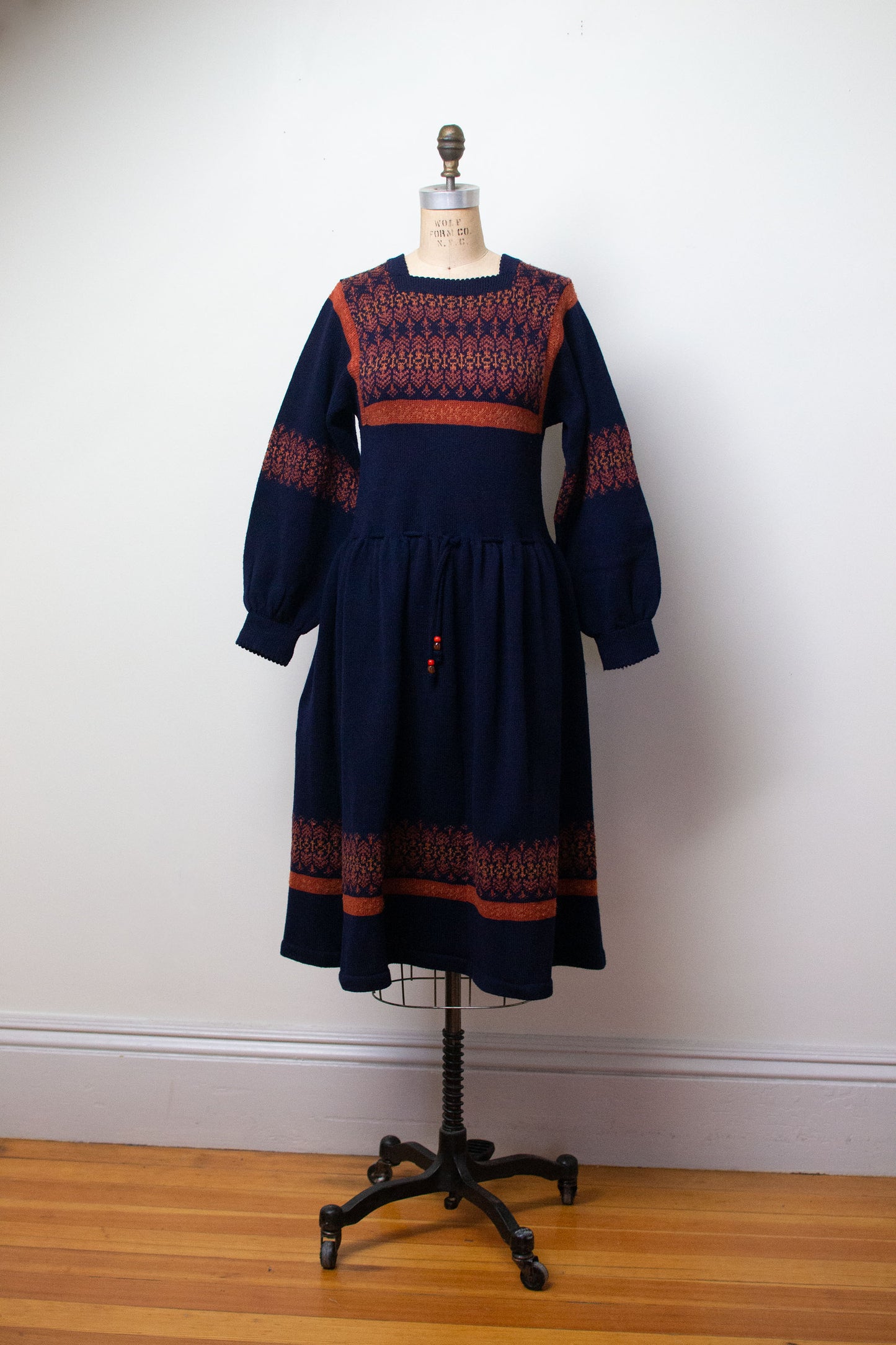 1970s Balloon Sleeve Knit Dress | Josephine Baker