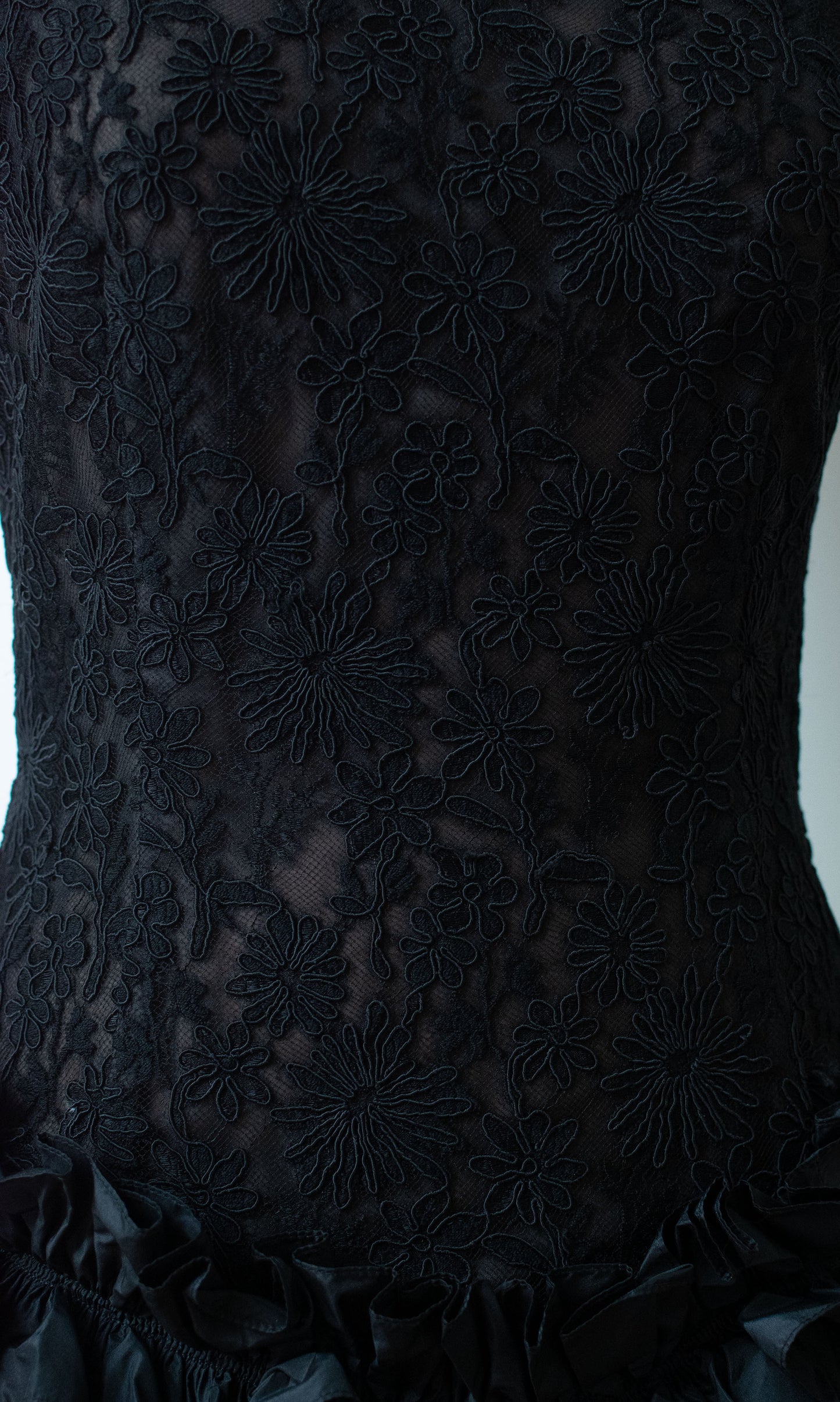 1980s Black Lace & Silk Dress | Oscar de la Renta