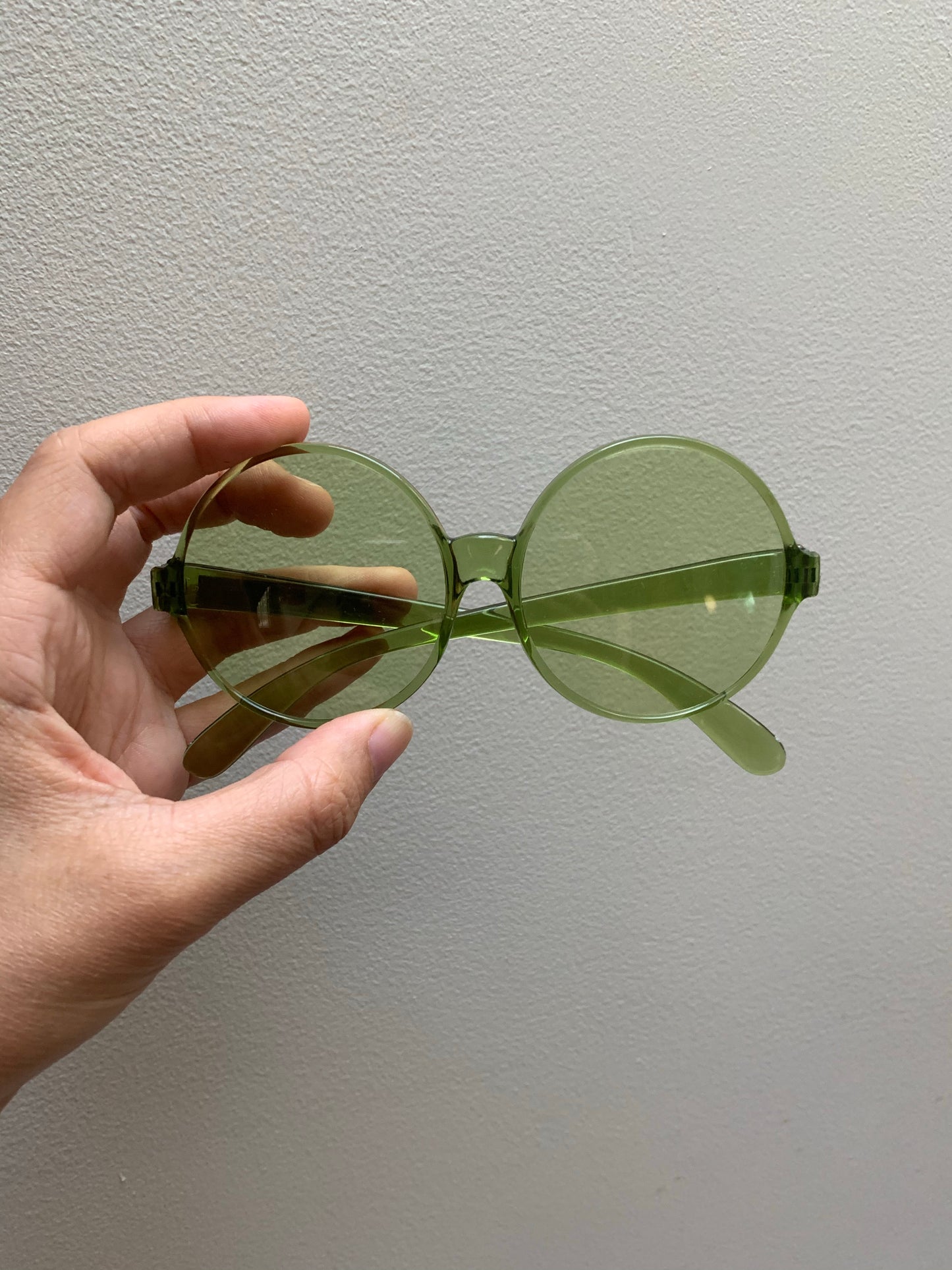1960s Round Translucent Sunglasses | Green