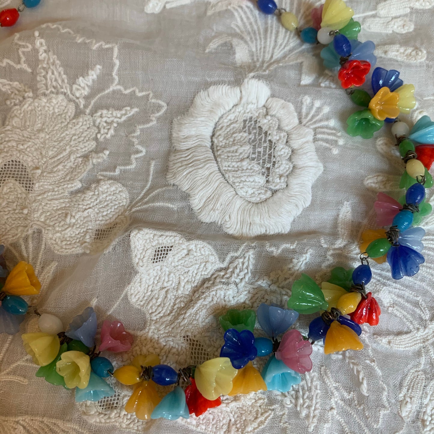 1940s Venetian Glass Flower Garland Necklace